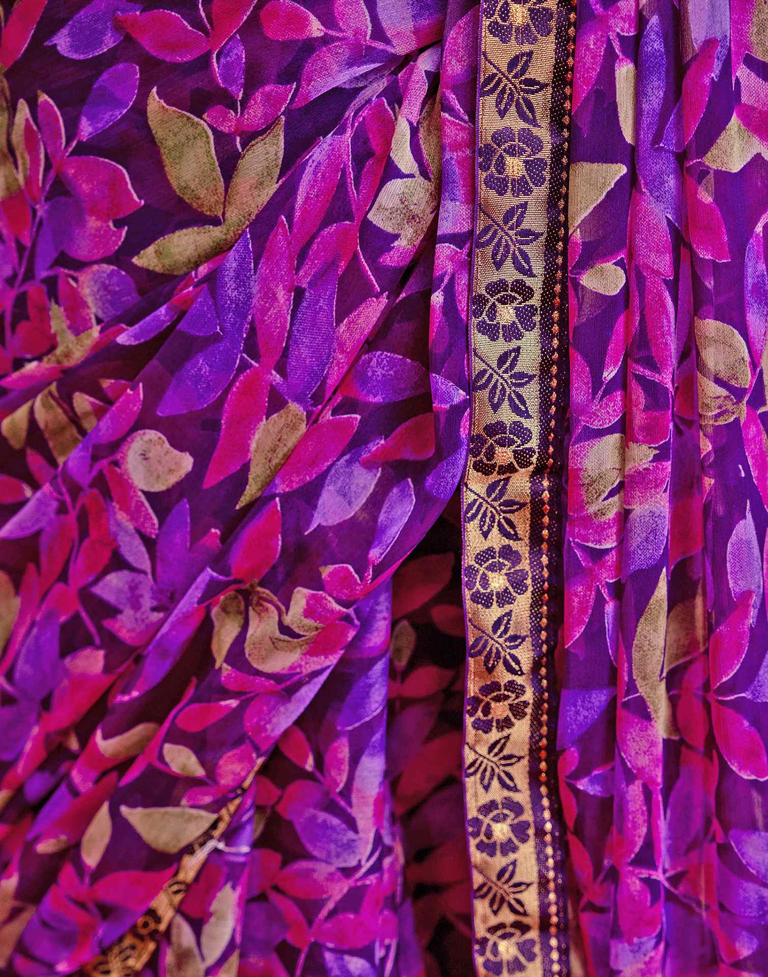 Dark Purple Chiffon Printed Saree - Image 11