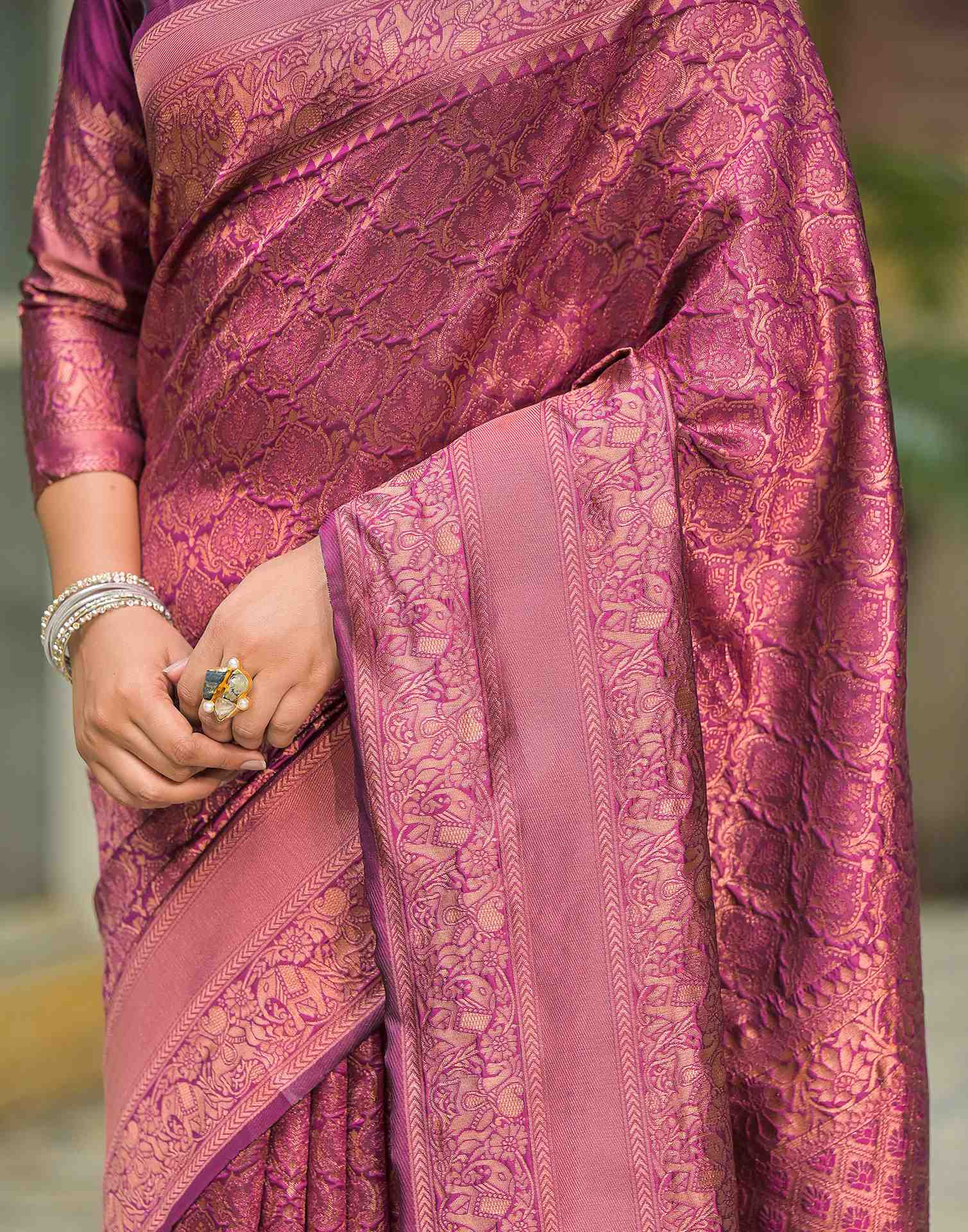 Dark Purple Silk Woven Banarasi Saree - Image 10