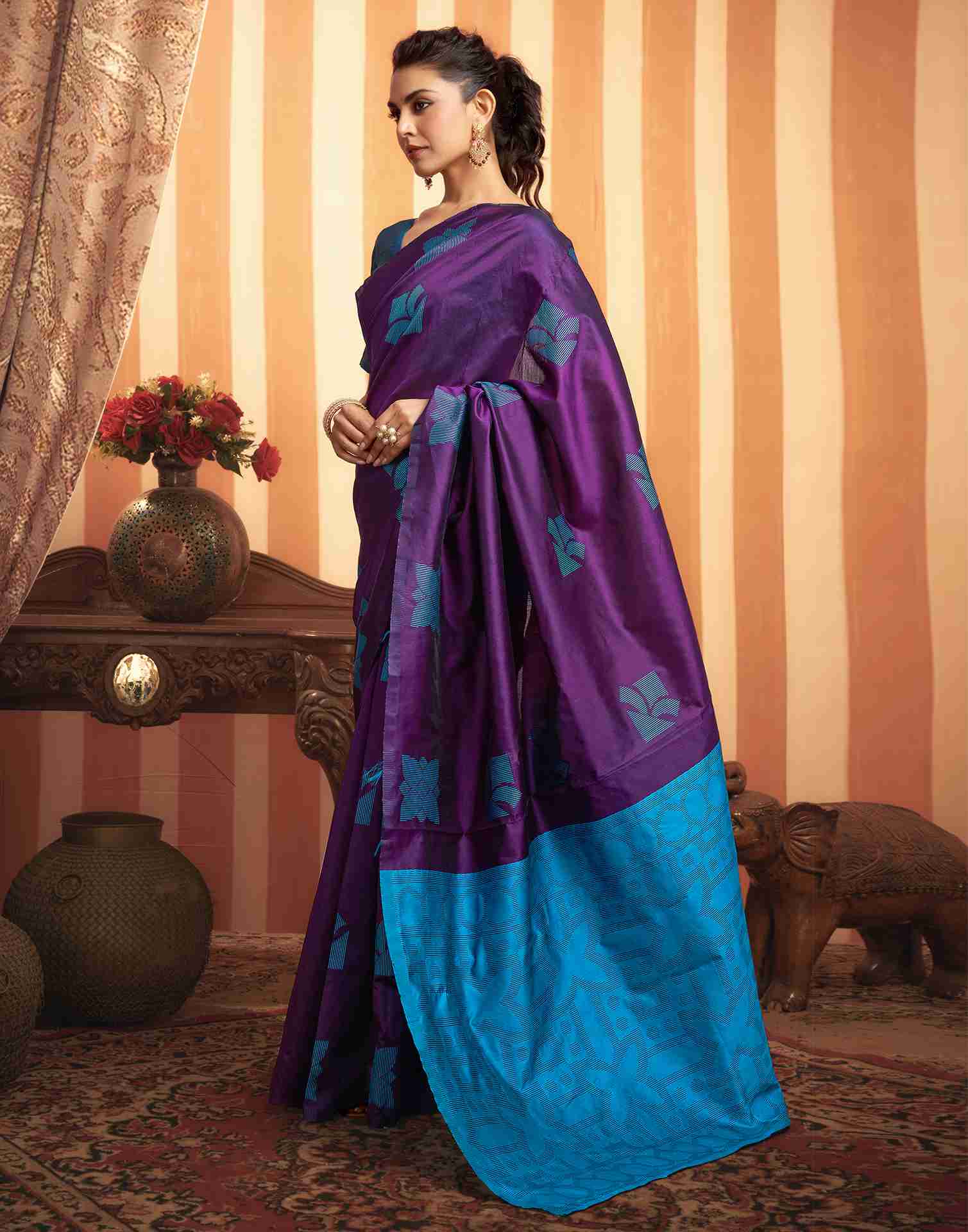 Dark Purple Silk Woven Banarasi Saree - Image 4