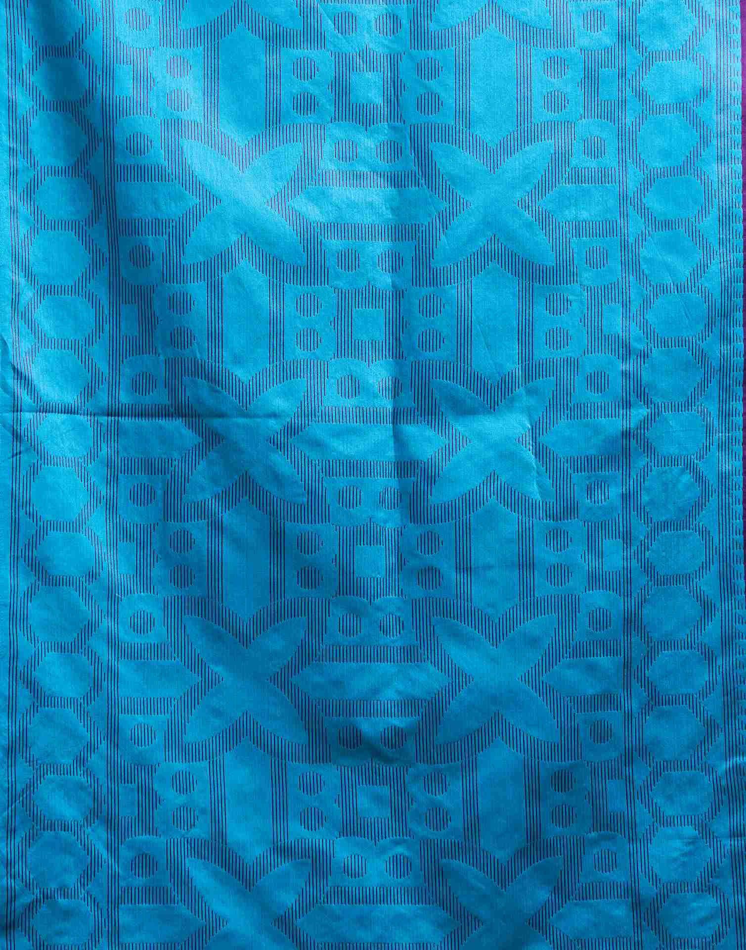 Dark Purple Silk Woven Banarasi Saree - Image 8