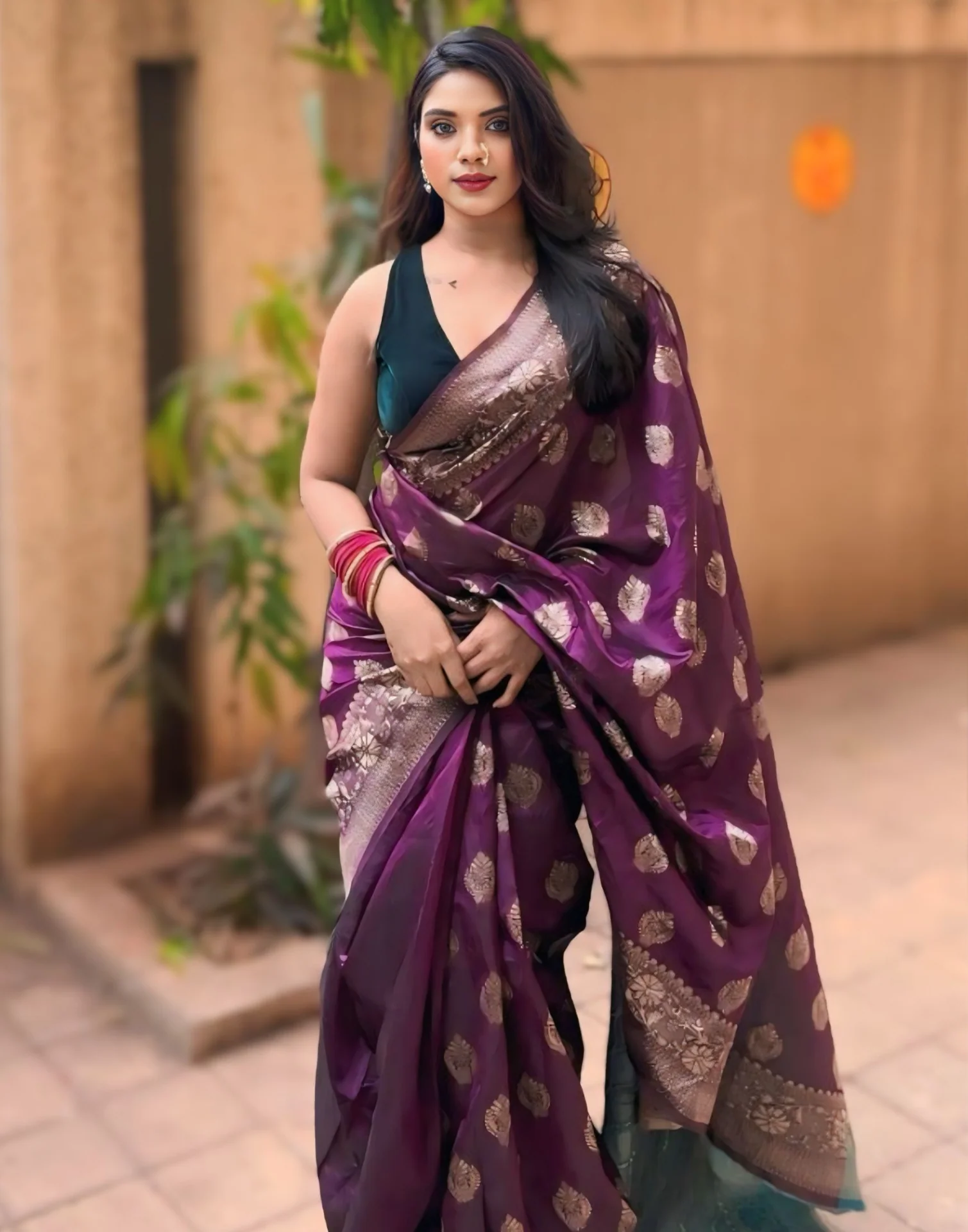 Purple Silk Blend Woven Banarasi Saree