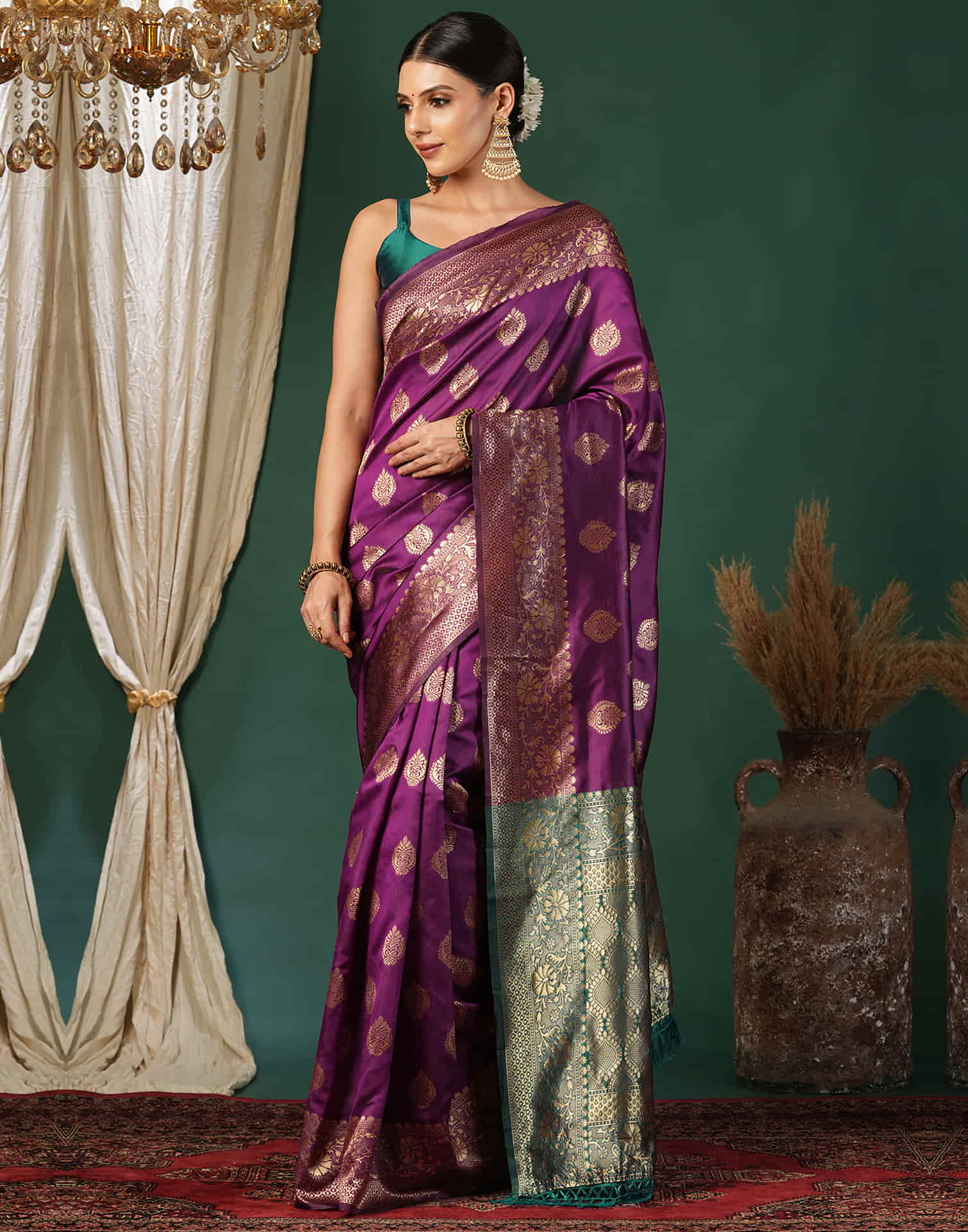 Purple Silk Blend Woven Banarasi Saree - Image 2