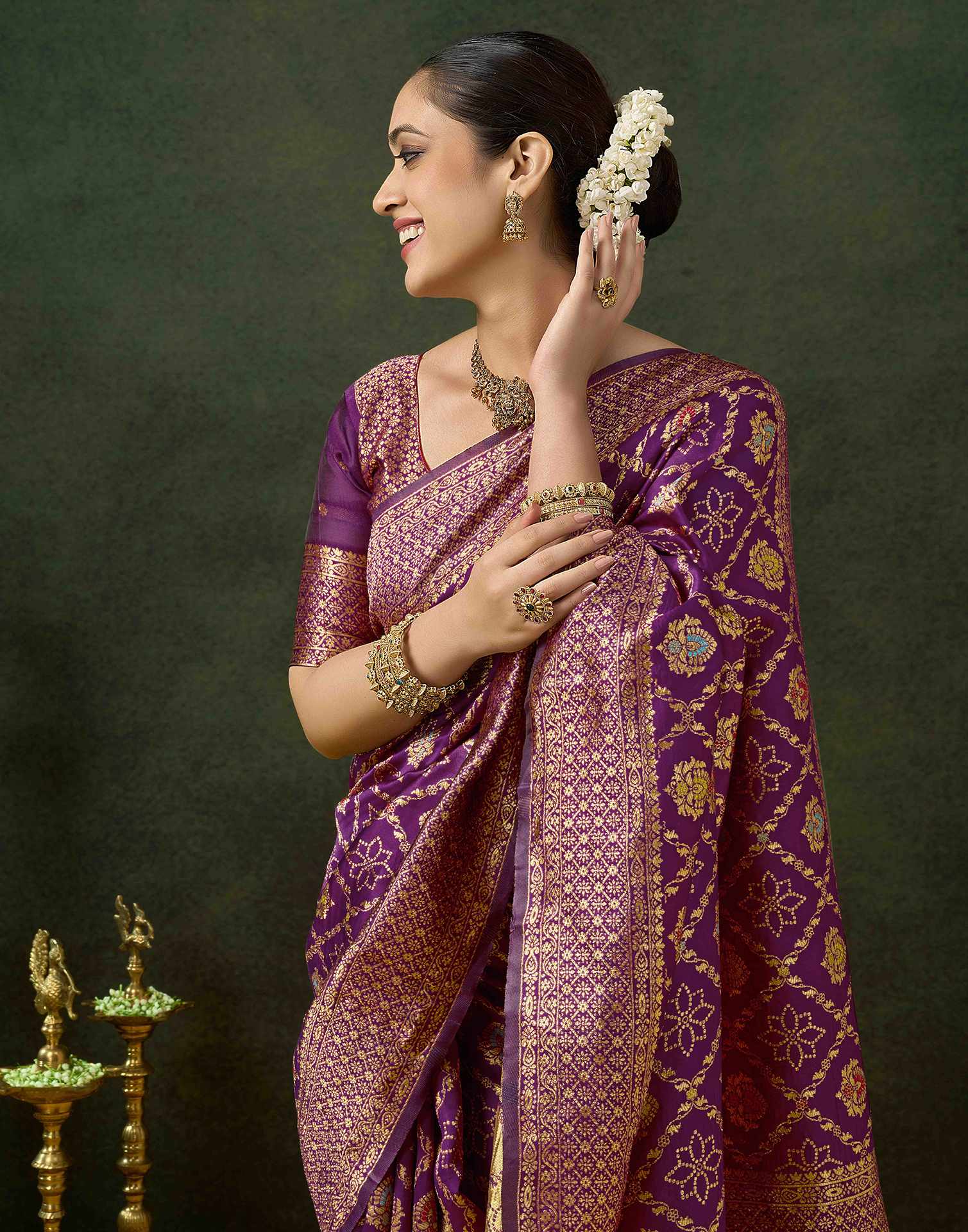 Dark Purple Silk Woven Banarasi Saree - Image 2