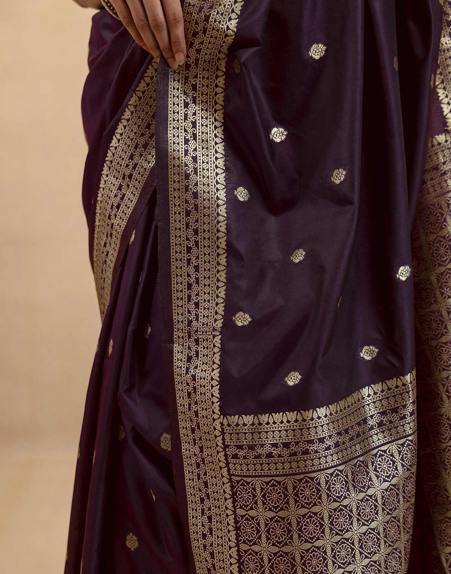 Dark Purple Silk Woven Banarasi Saree - Image 11