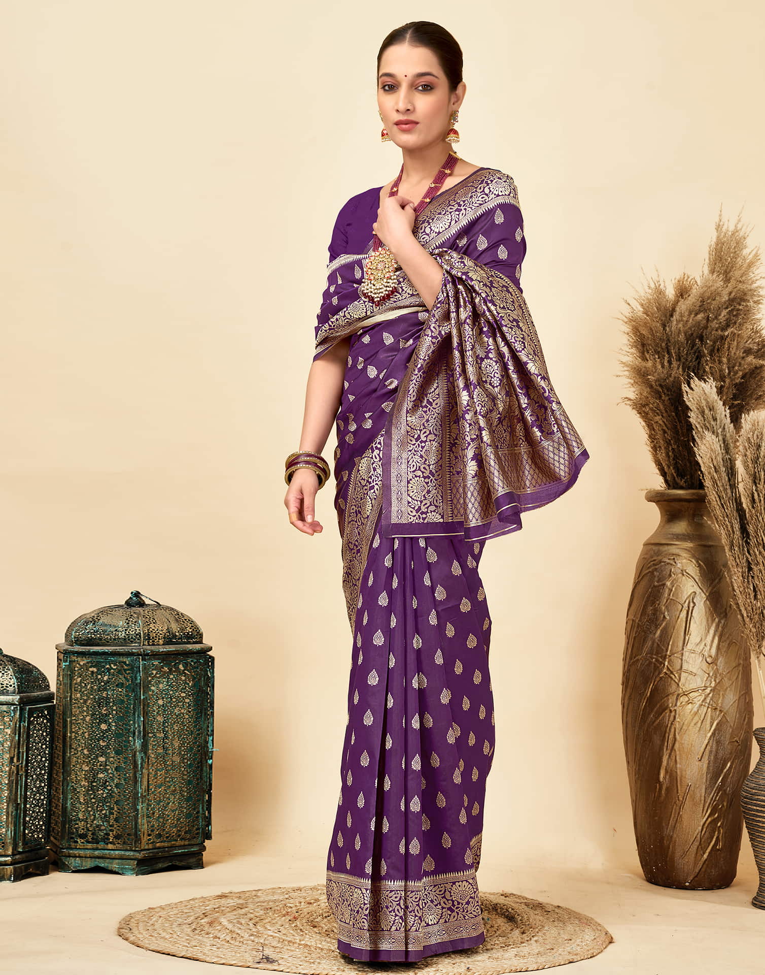 Dark Purple Silk Woven Banarasi Saree - Image 4