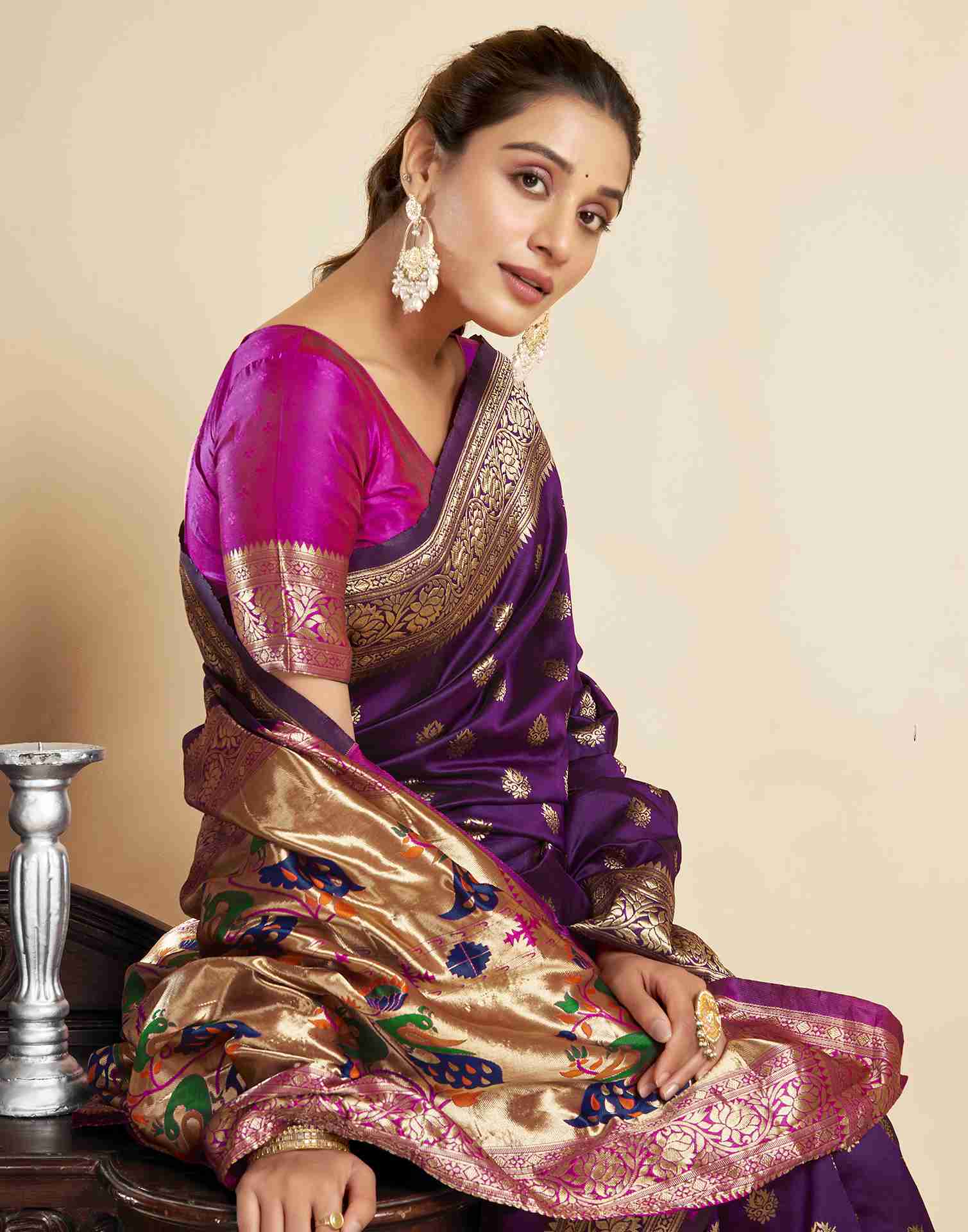 Dark Purple Silk Woven Paithani Saree - Image 7