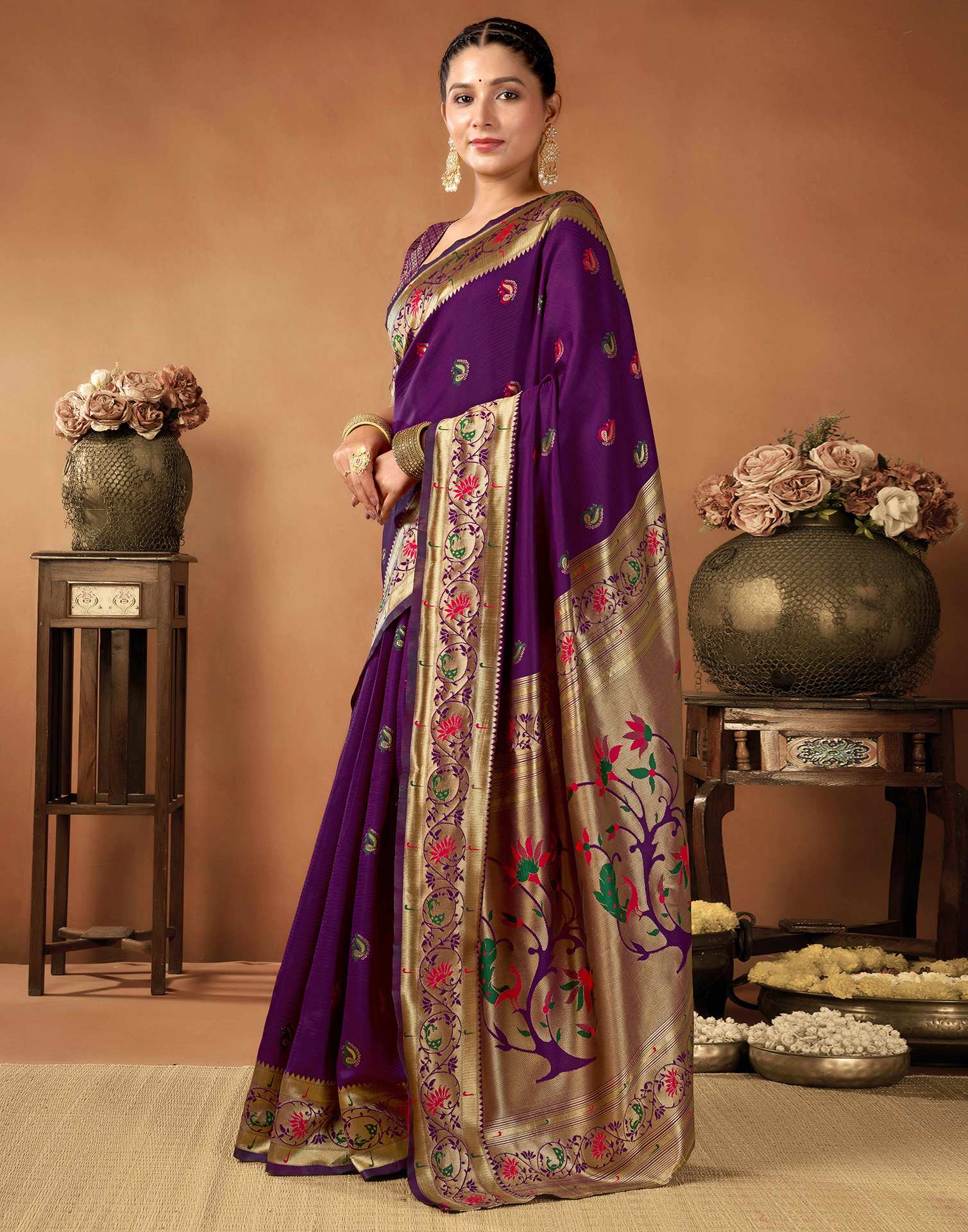 Dark Purple Silk Woven Paithani Saree - Image 4