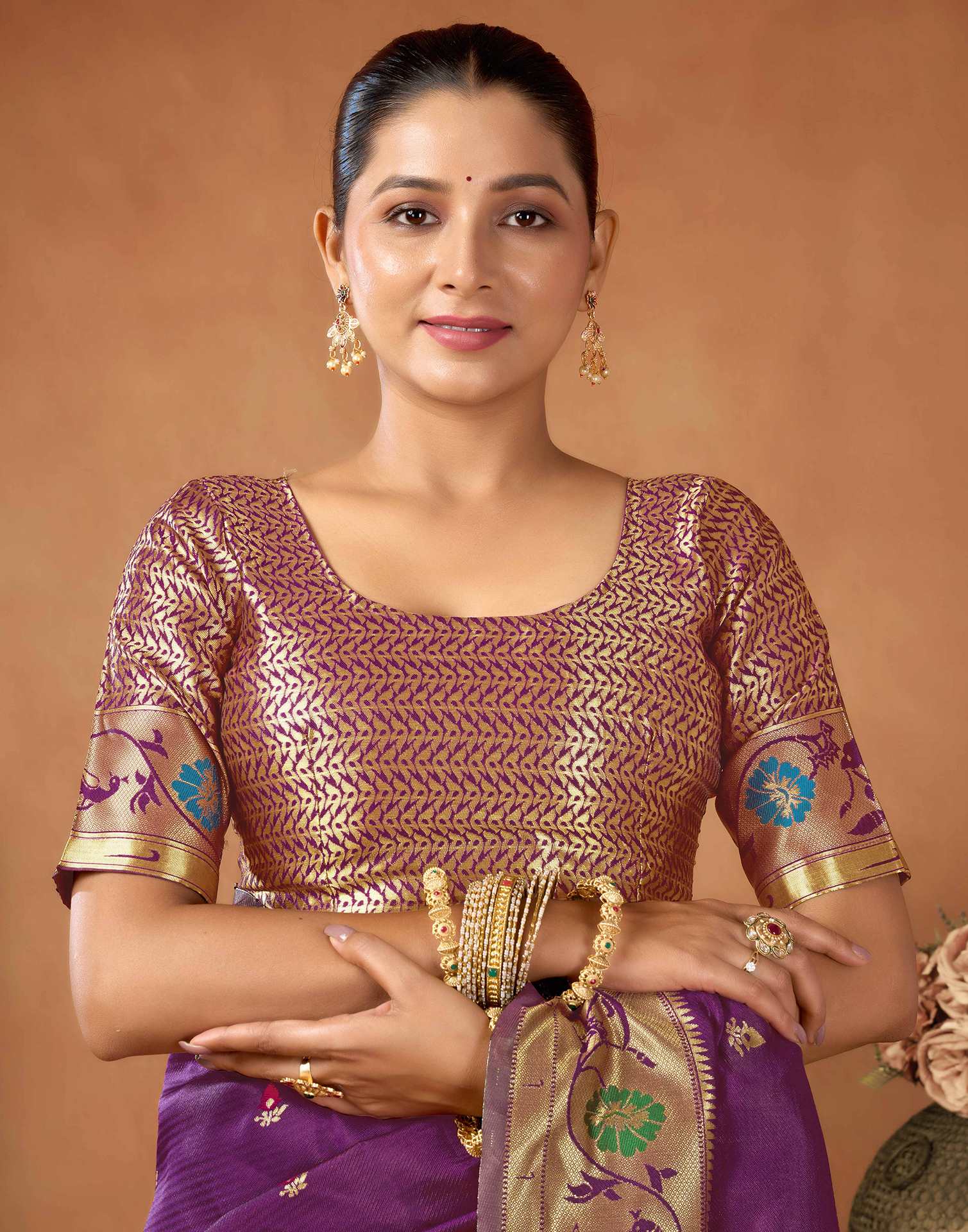 Dark Purple Silk Woven Paithani Saree - Image 8