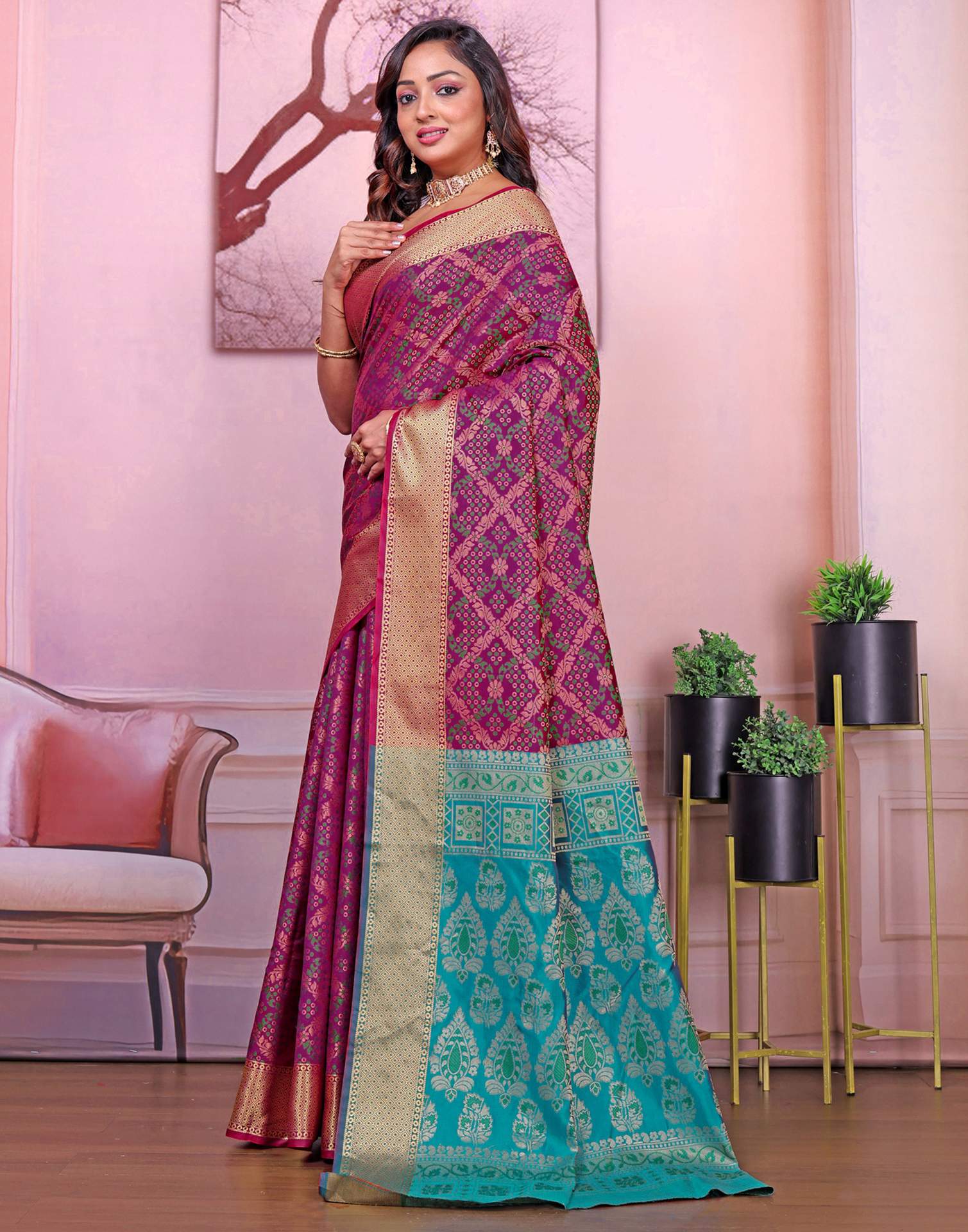 Dark Purple Silk Woven Patola Saree - Image 4