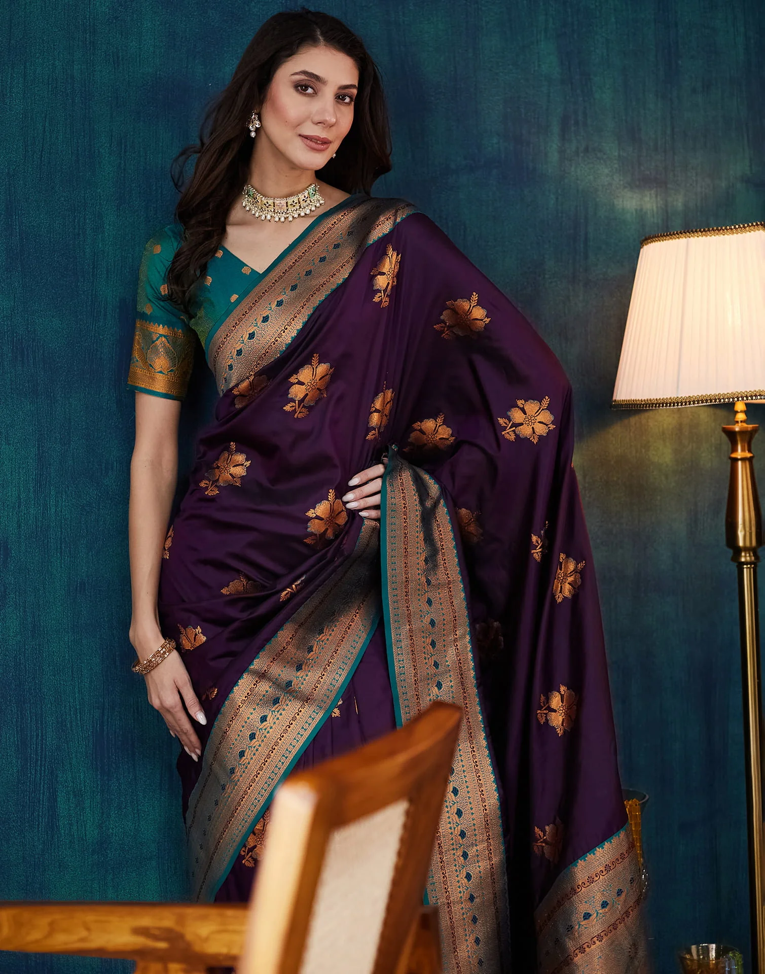 Wine Silk Woven Banarasi Saree - Image 4