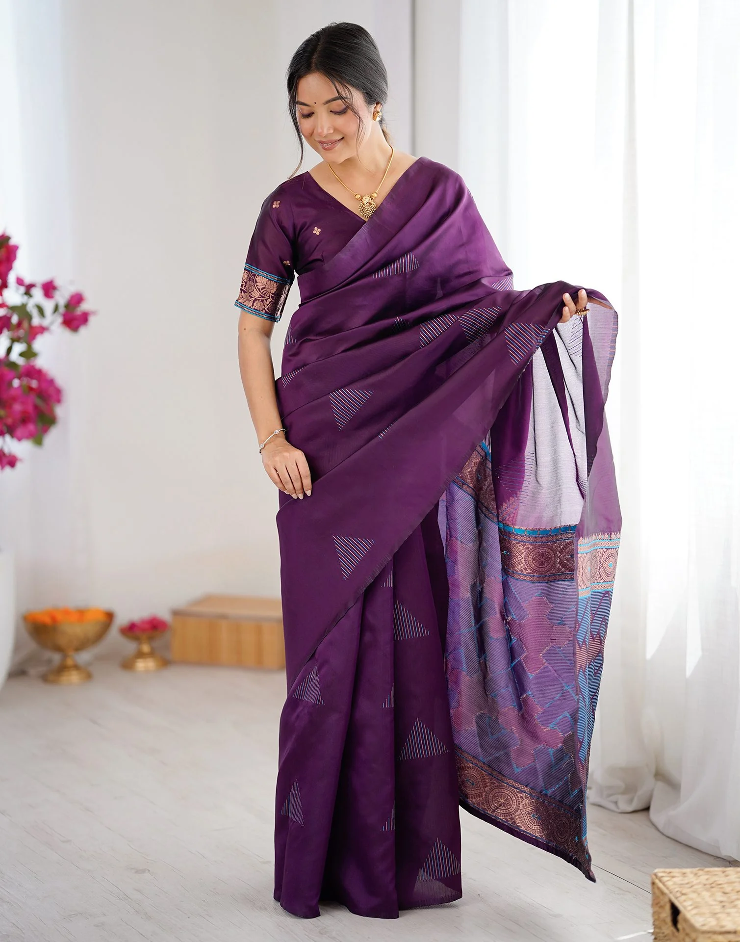Dark Purple Silk Woven Saree - Image 9