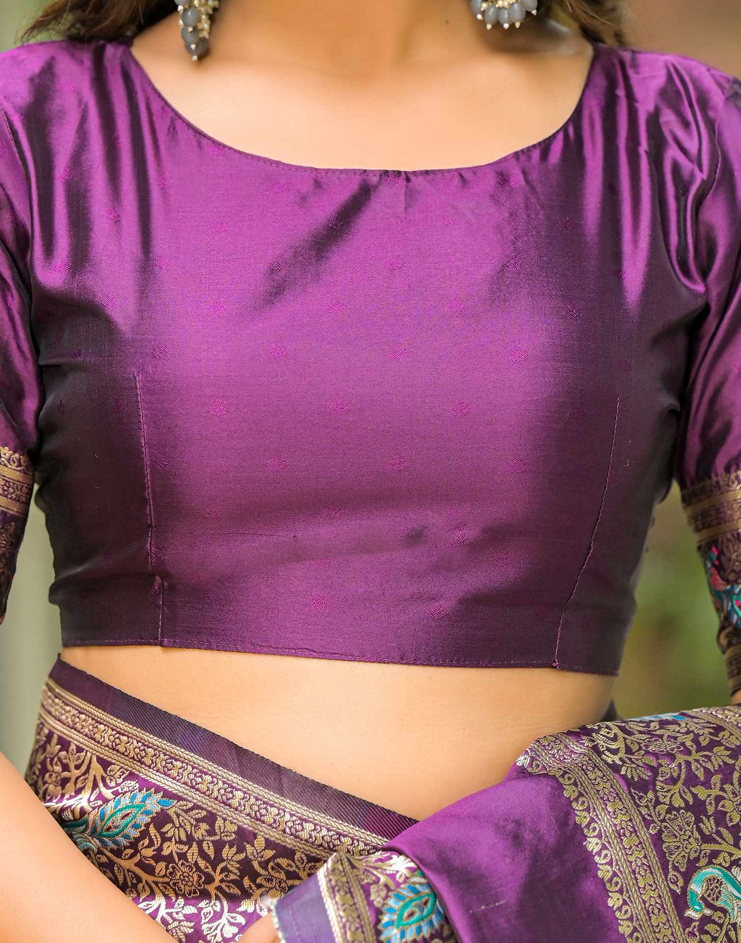 Dark Purple Silk Woven Banarasi Saree - Image 11