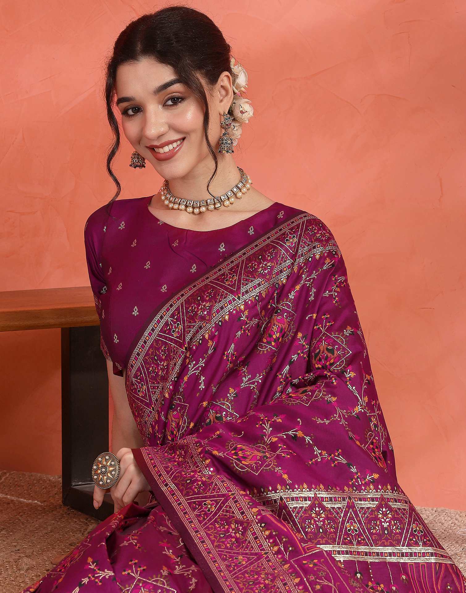 Dark Rani Pink Silk Woven Saree - Image 5