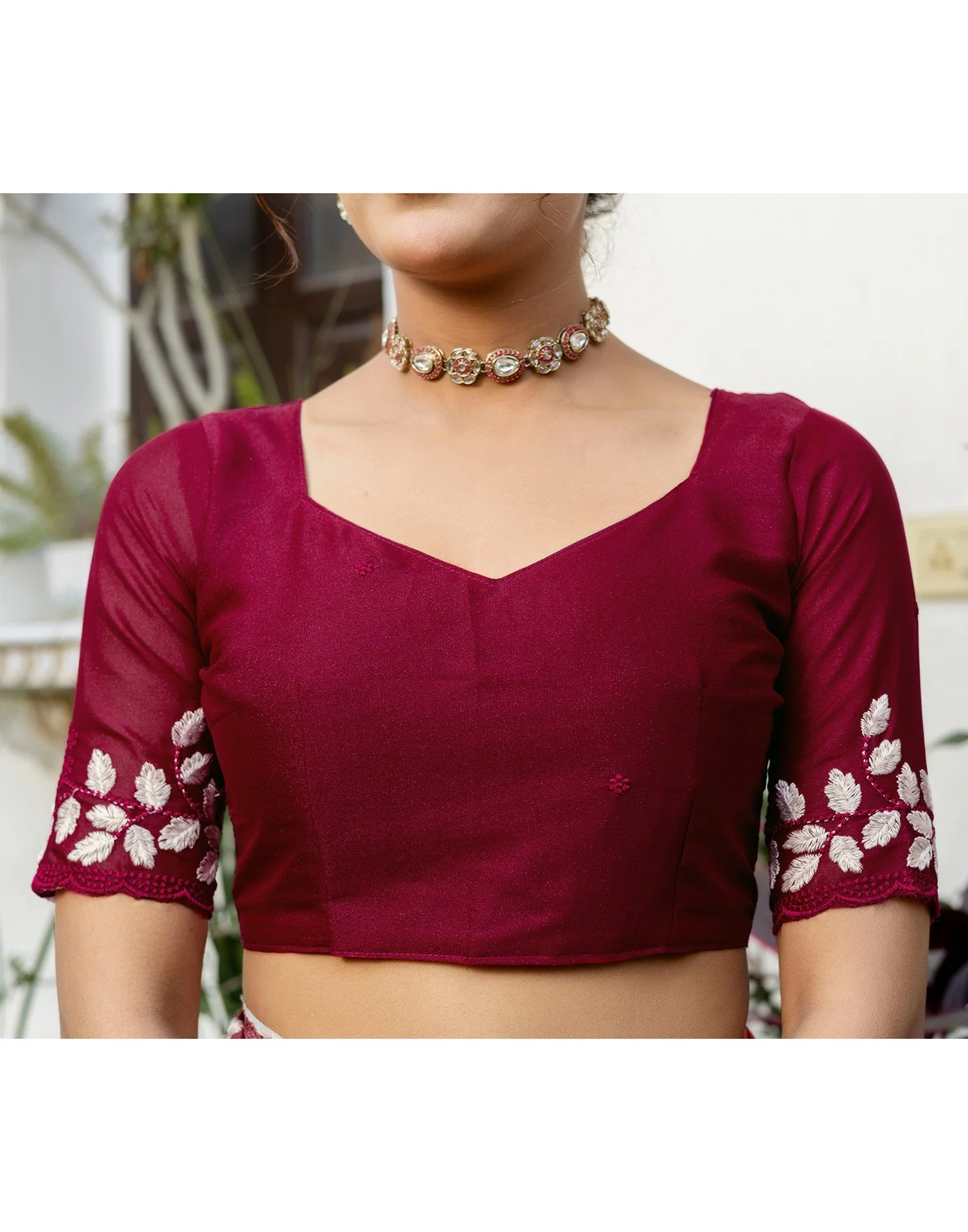 Dark Rose Pink Shimmer Embroidery Saree - Image 12