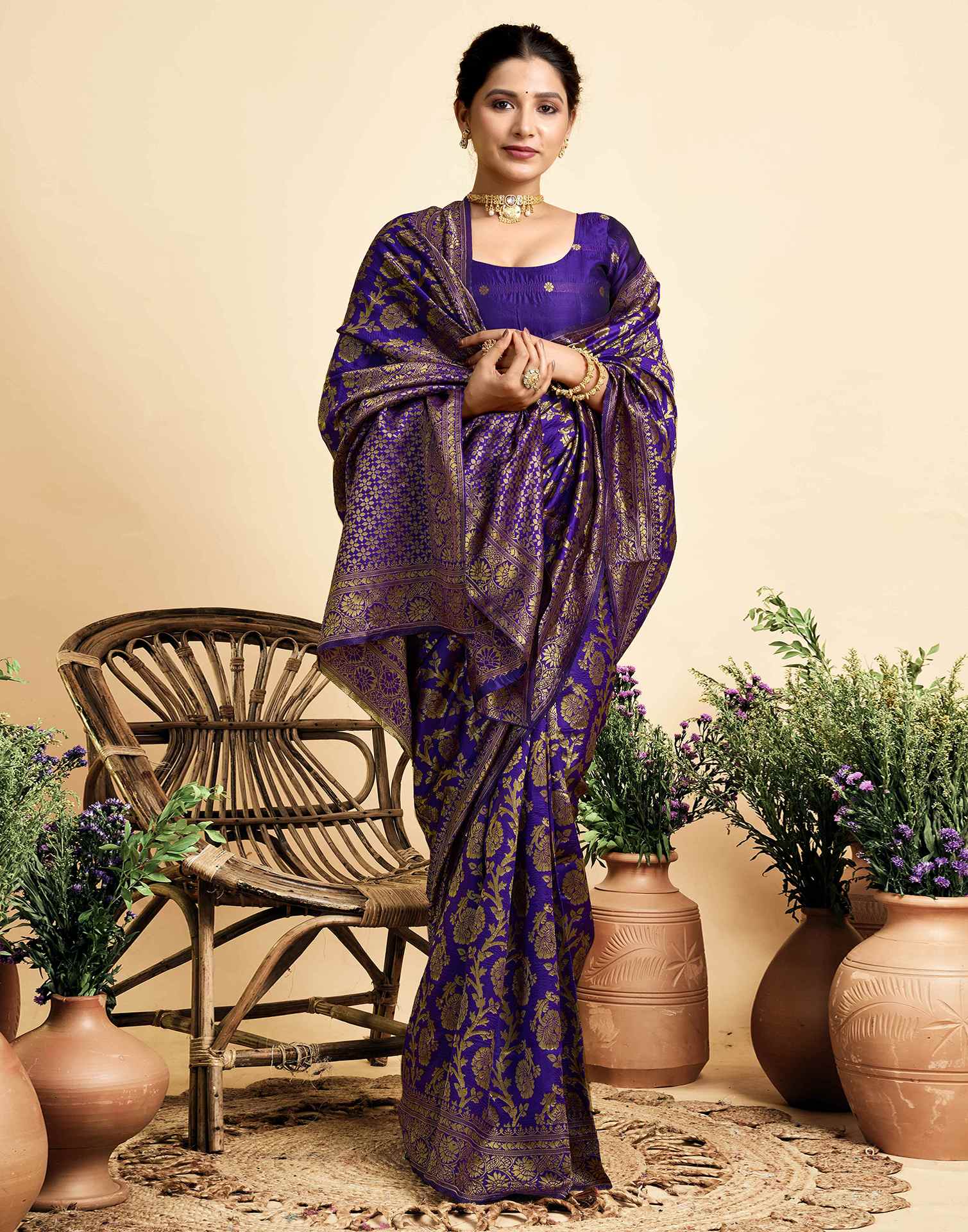 Dark Violet Silk Woven Banarasi Saree - Image 5