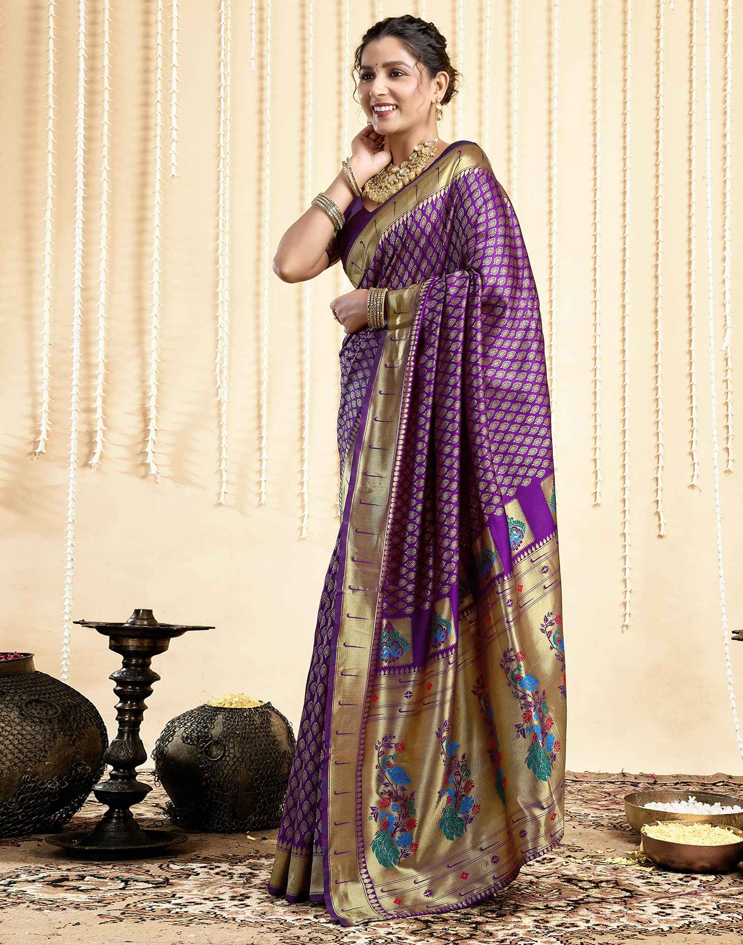 Dark Violet Silk Woven Paithani Saree - Image 4