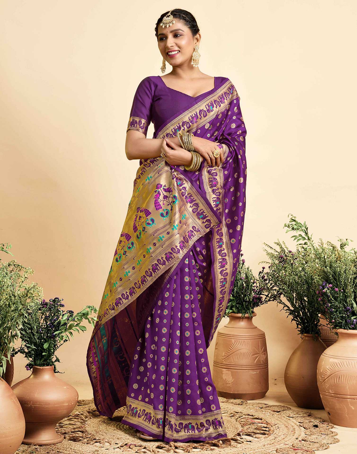 Dark Violet Silk Woven Paithani Saree - Image 5