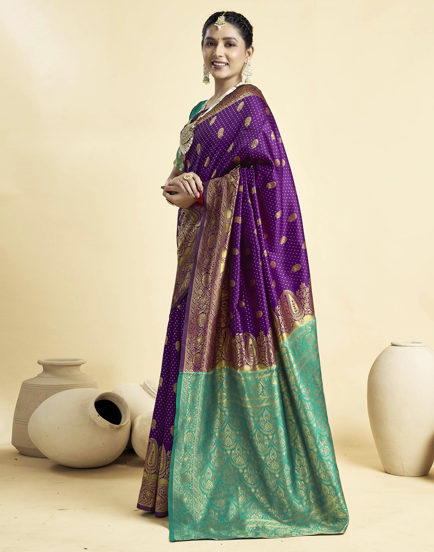 Dark Wine Silk Woven Banarasi Saree - Image 4