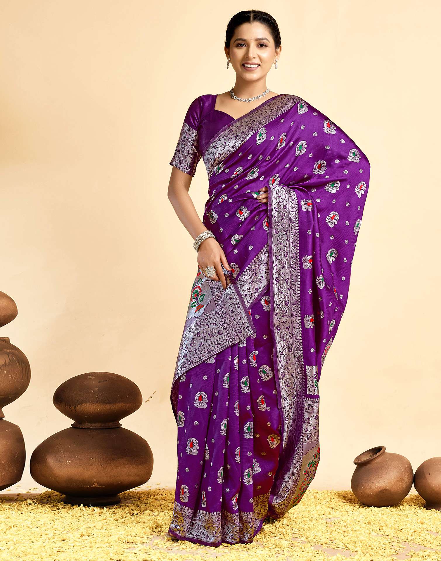 Dark Wine Silk Woven Paithani Saree - Image 5