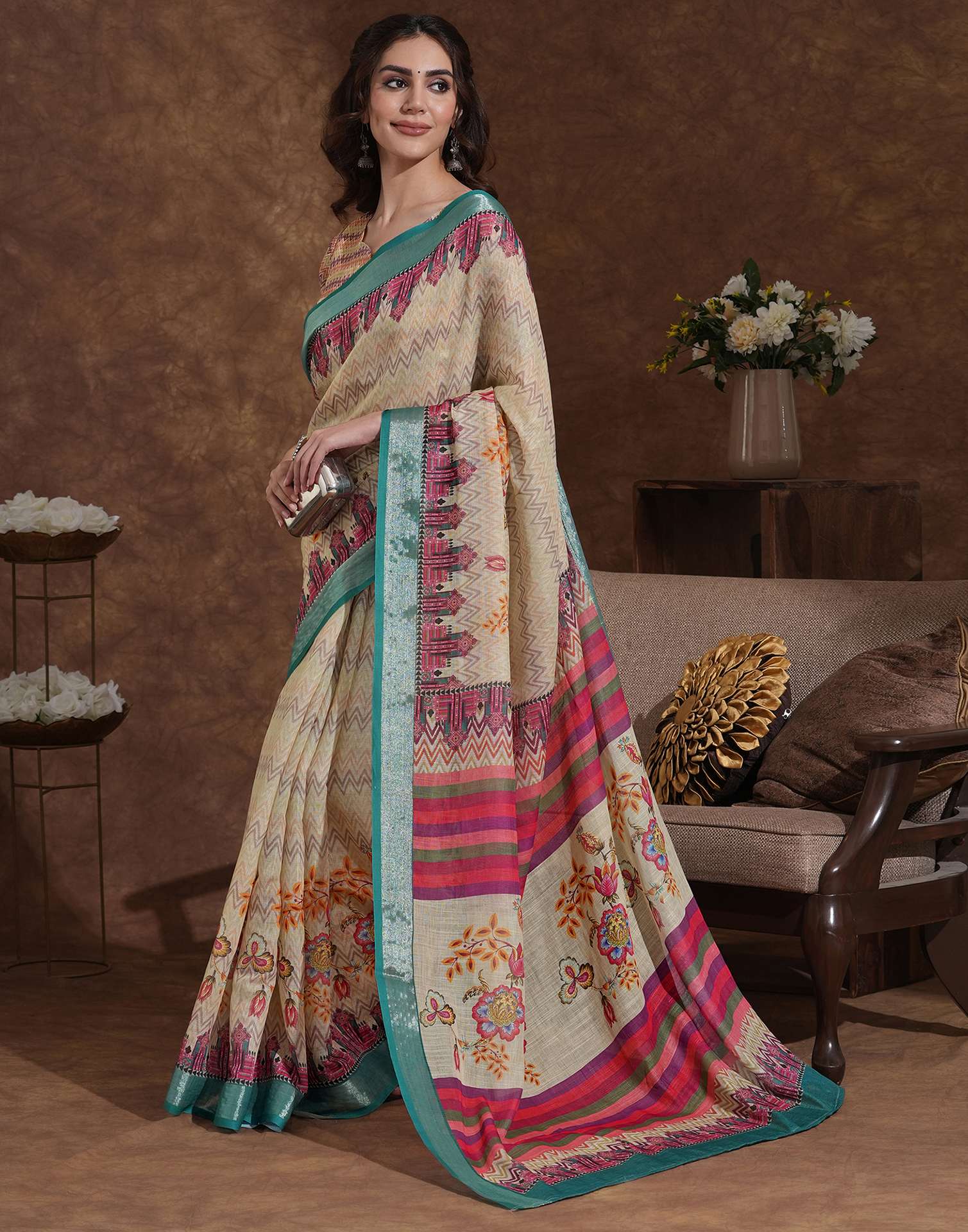 Dusty Beige Linen Woven Printed Saree - Image 4