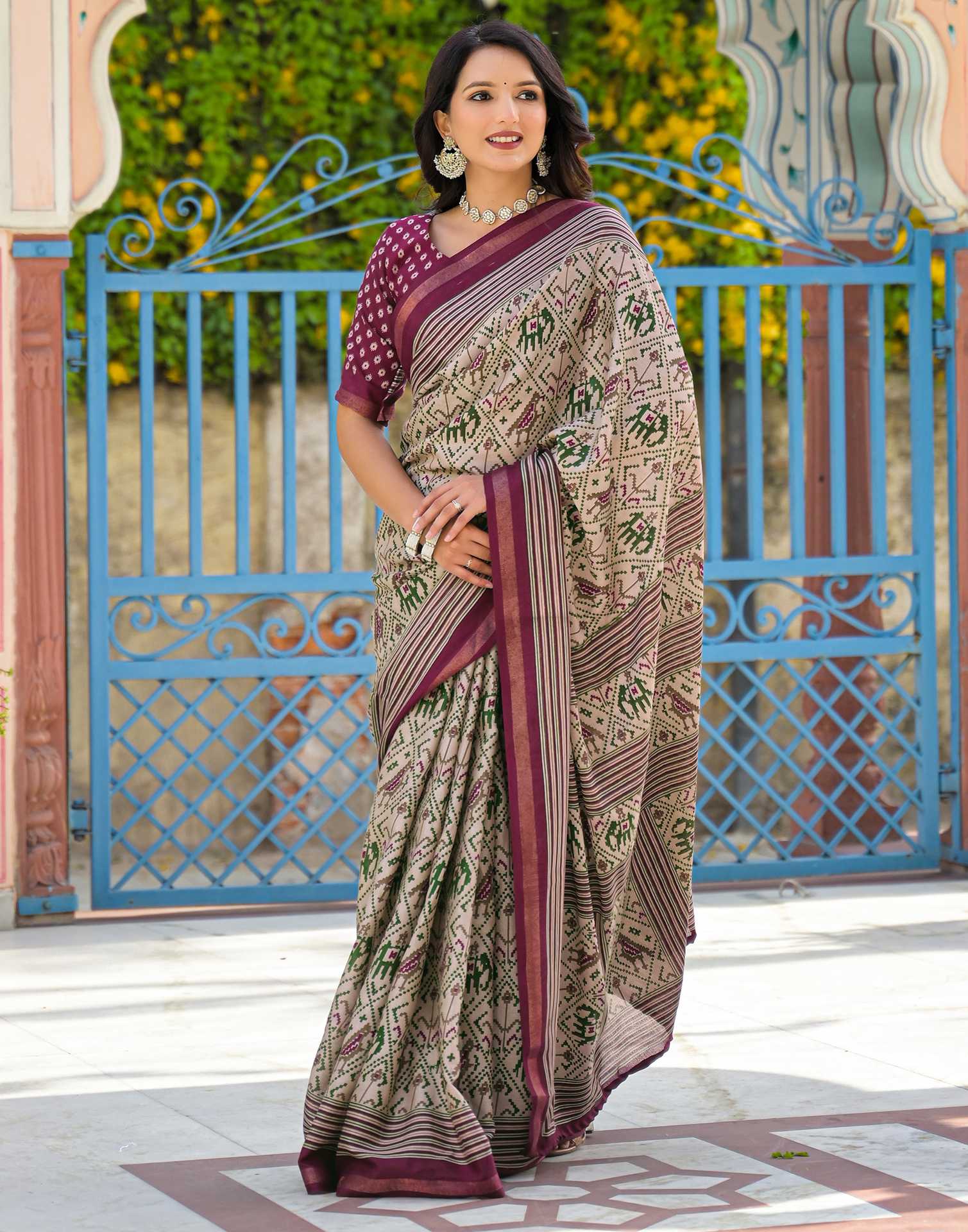 Dusty Beige Silk Ikkat Printed Saree - Image 4