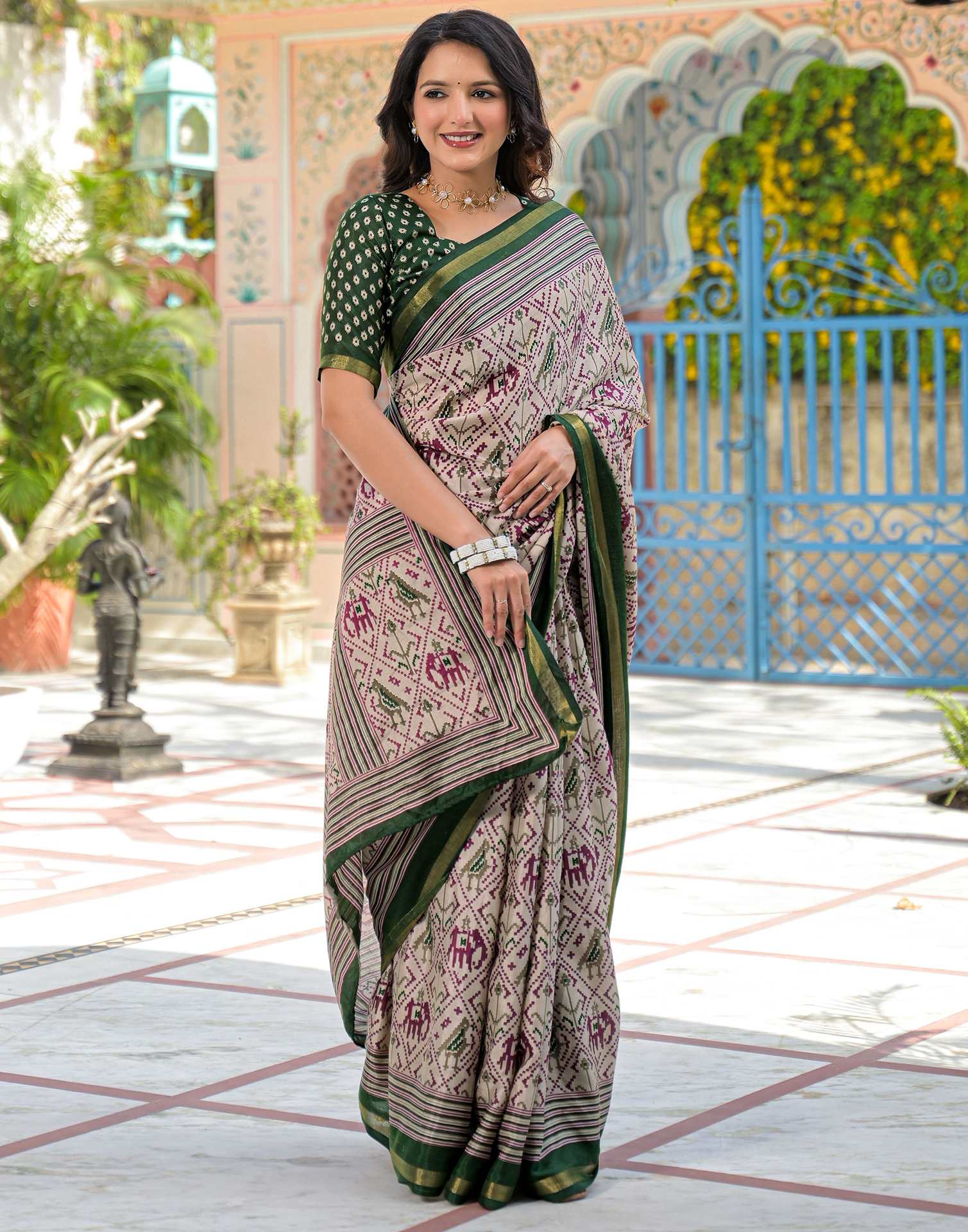 Dusty Beige Silk Ikkat Printed Saree - Image 5