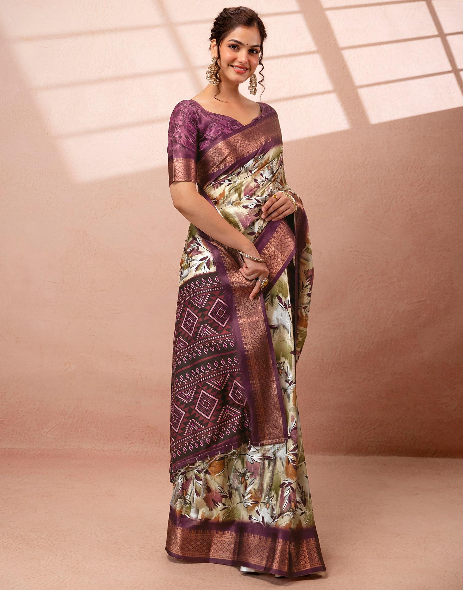 Dusty Beige Silk Printed Woven Border Saree - Image 6
