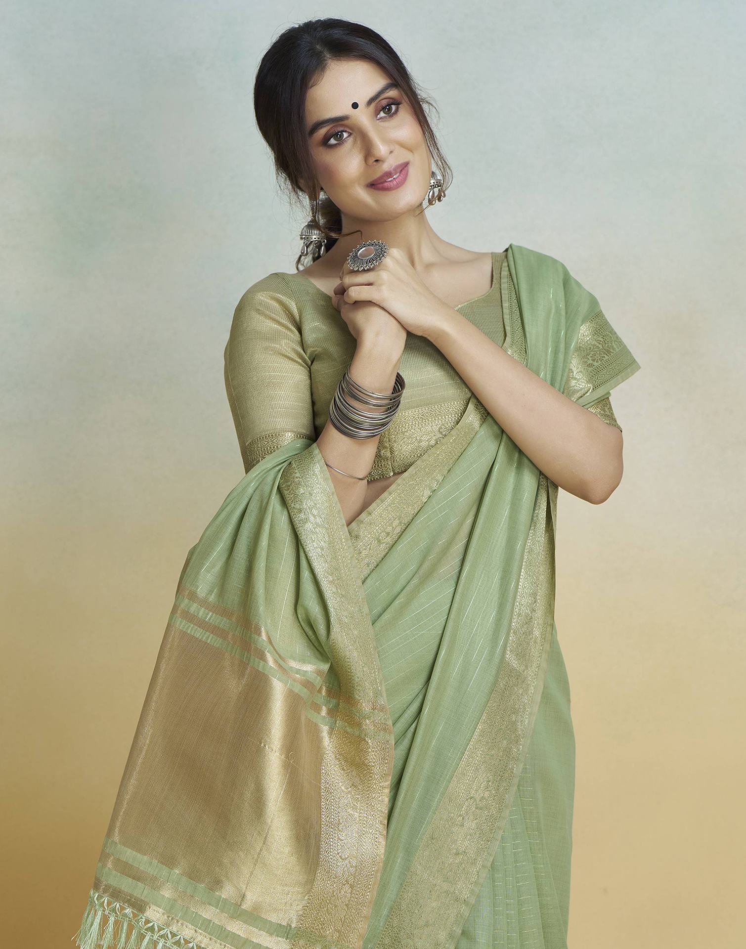 Light Green Cotton Woven Zari Stripe Saree - Image 5