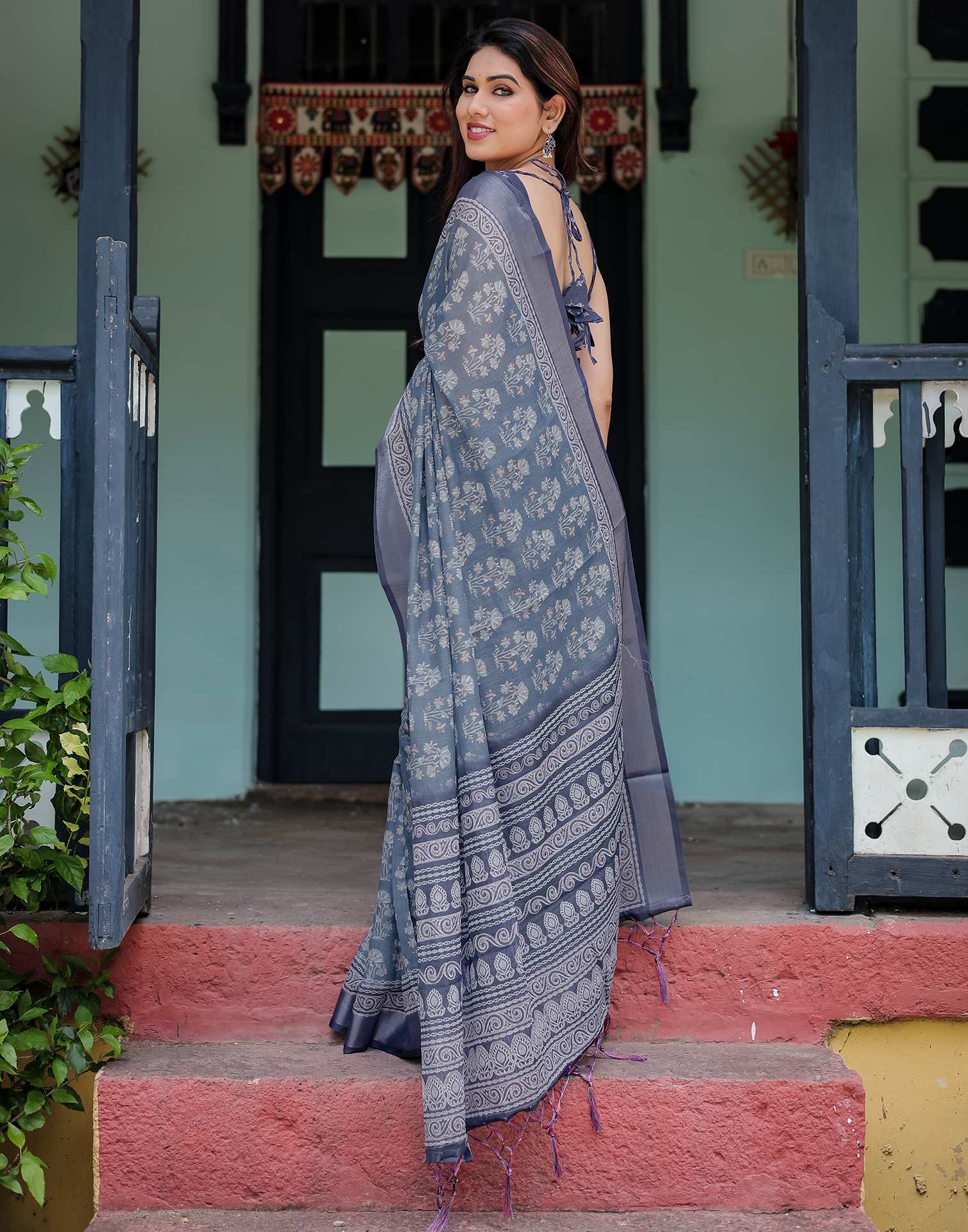Dusty Blue Linen Printed Saree - Image 6
