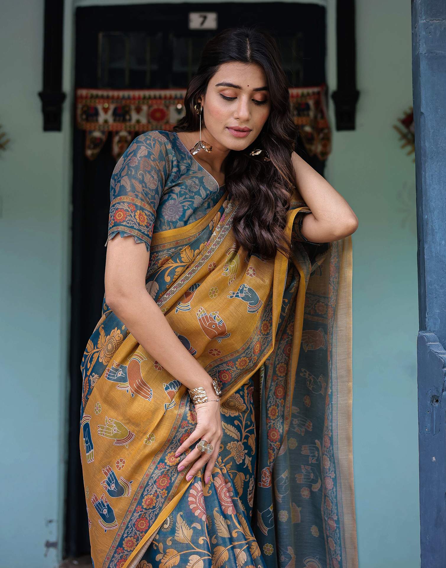 Dusty Blue Shimmer Silk Printed Kalamkari Saree - Image 10