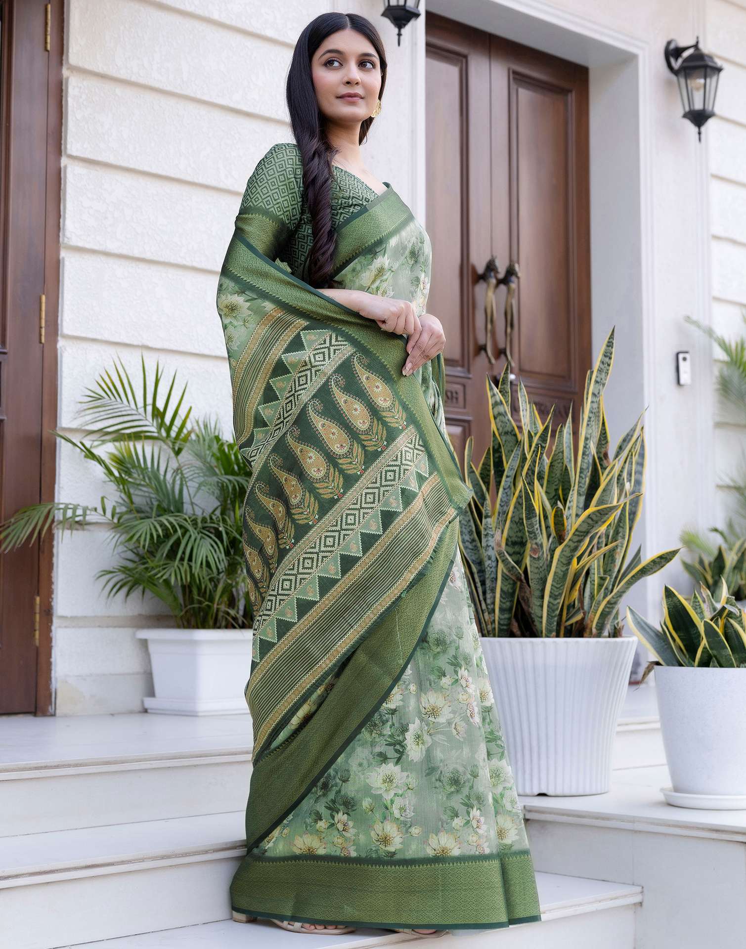 Dusty Green Cotton Silk Floral Printed Saree - Image 6