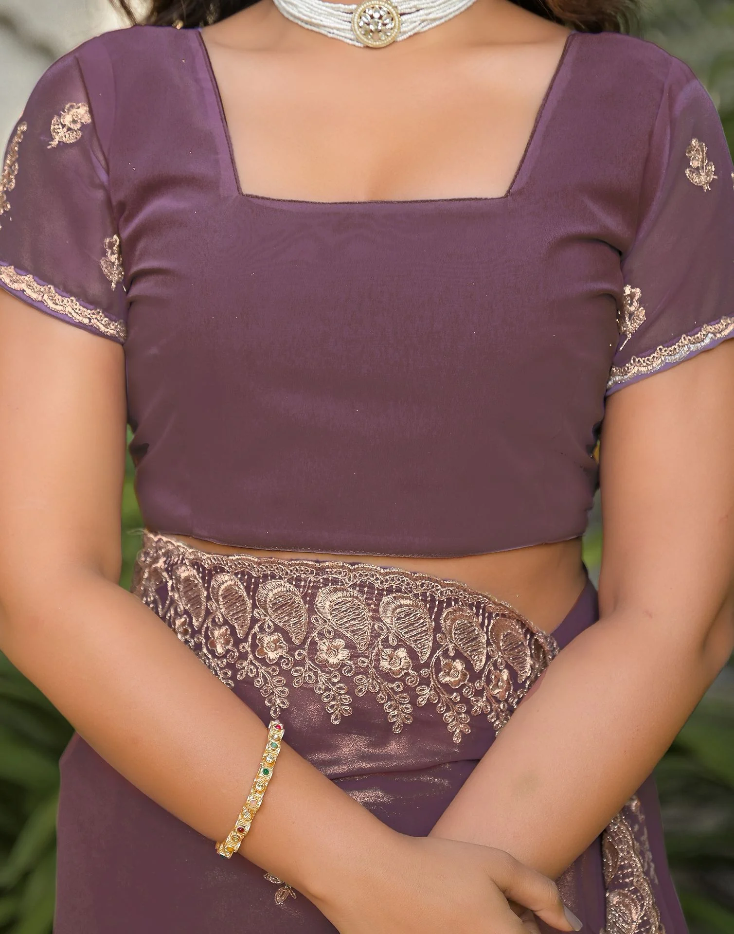 Dusty Mauve Shimmer Georgette Sequence Embroidery saree - Image 10