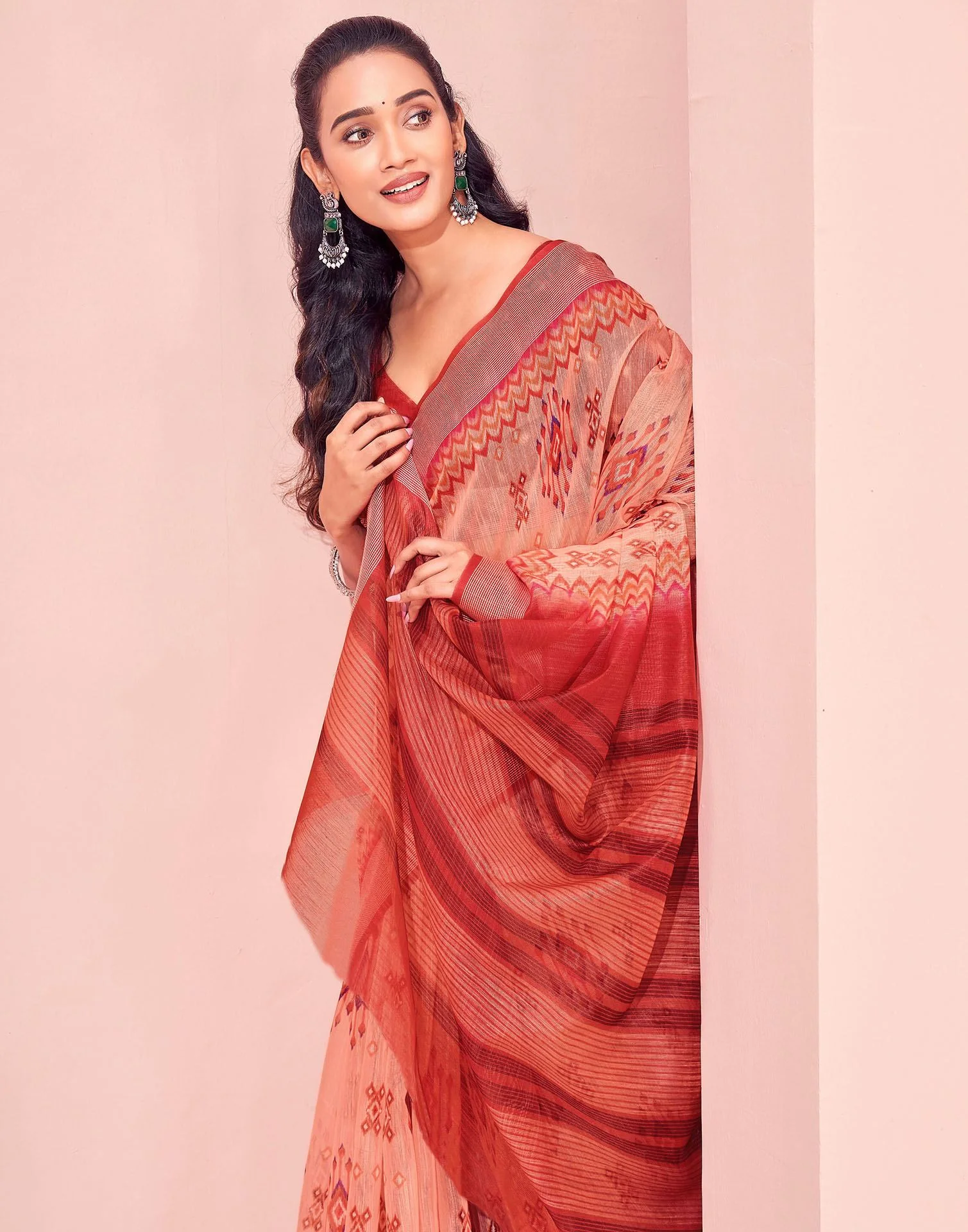 Dusty Peach Linen Printed Saree - Image 8
