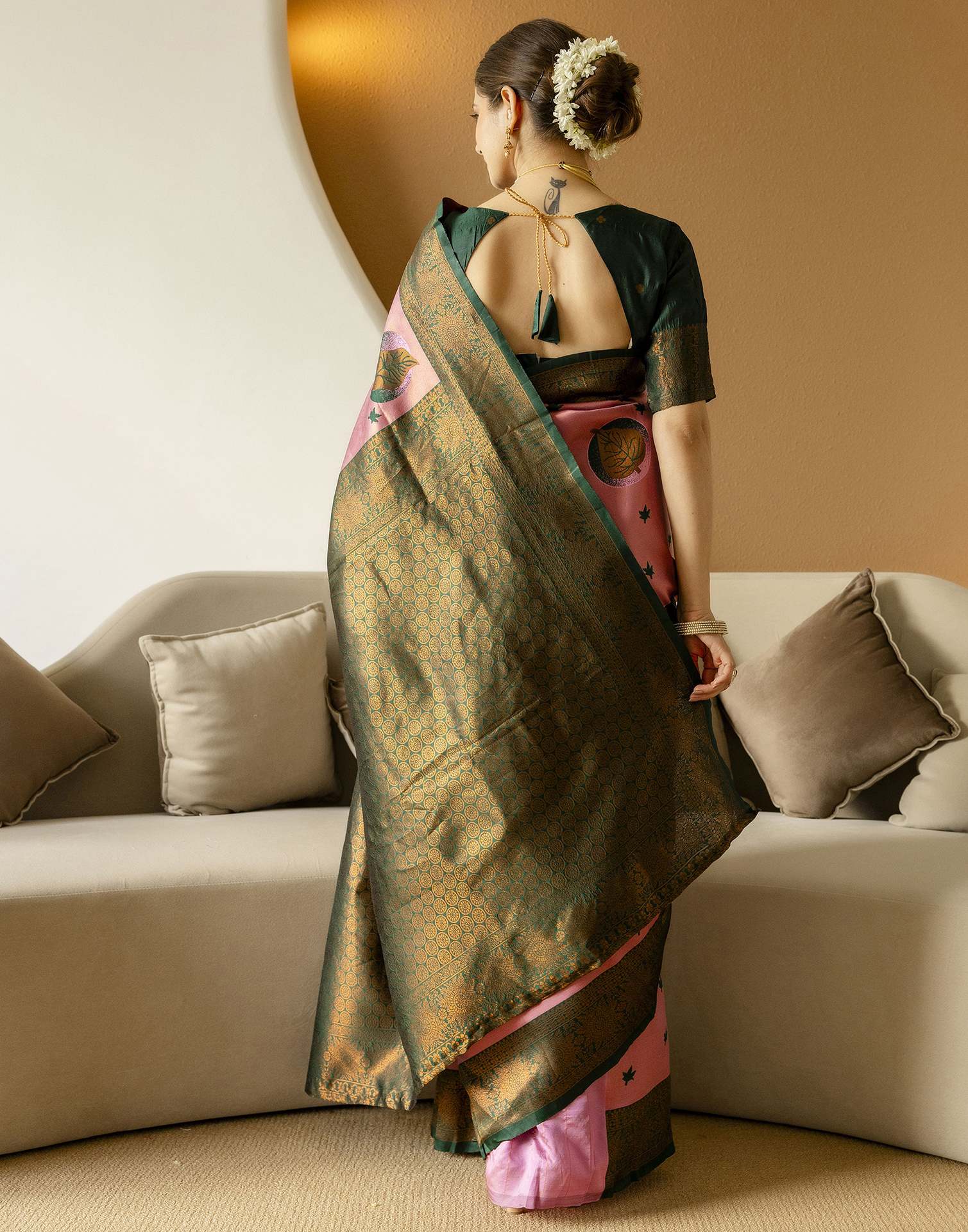 Dusty Pink Silk Woven Banarasi Saree - Image 8