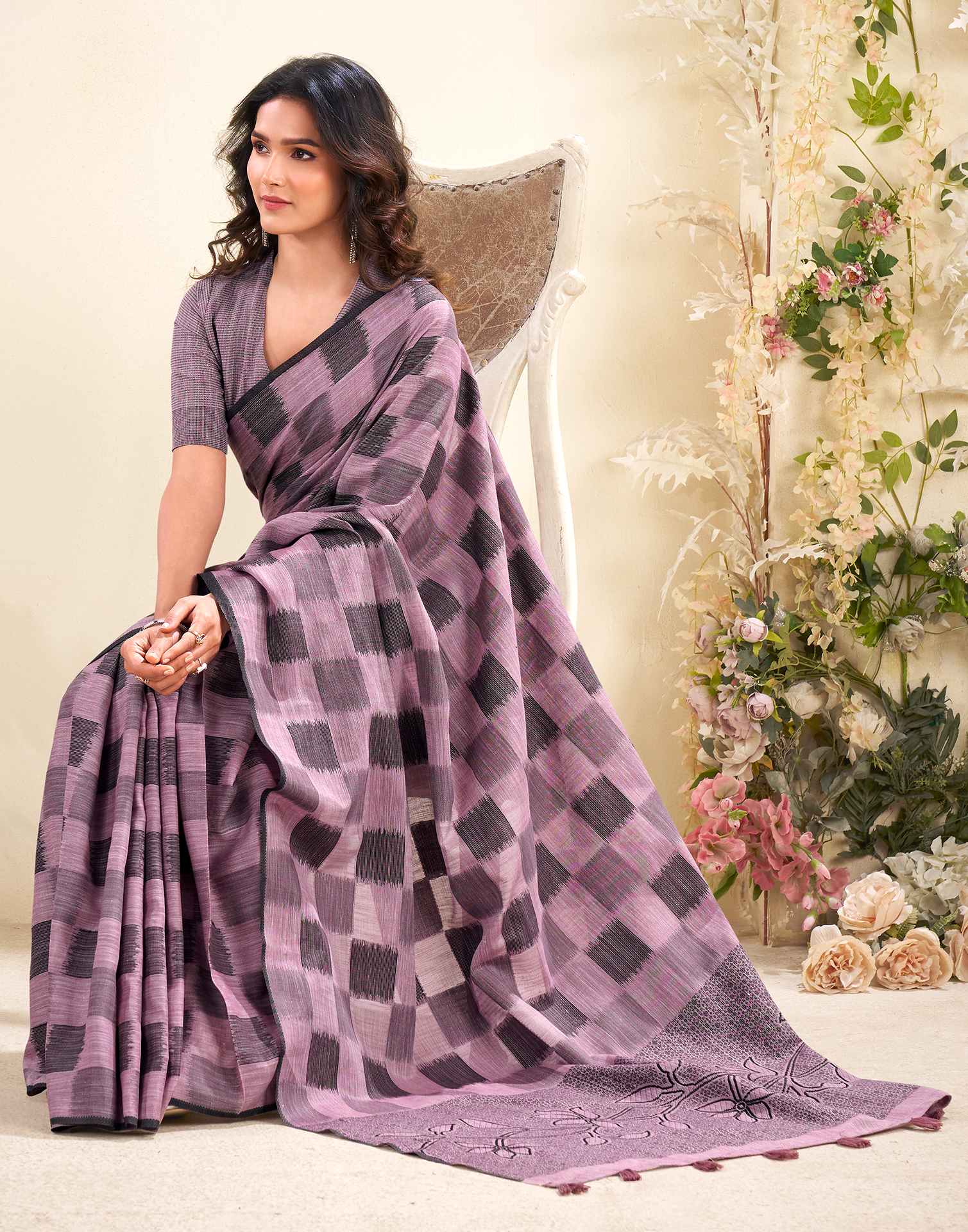 Dusty Pink Silk Woven Saree - Image 5