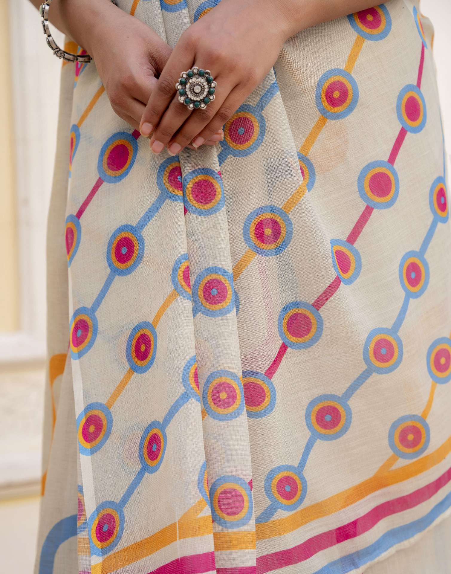 Dusty Pista Green Linen Printed Saree - Image 12