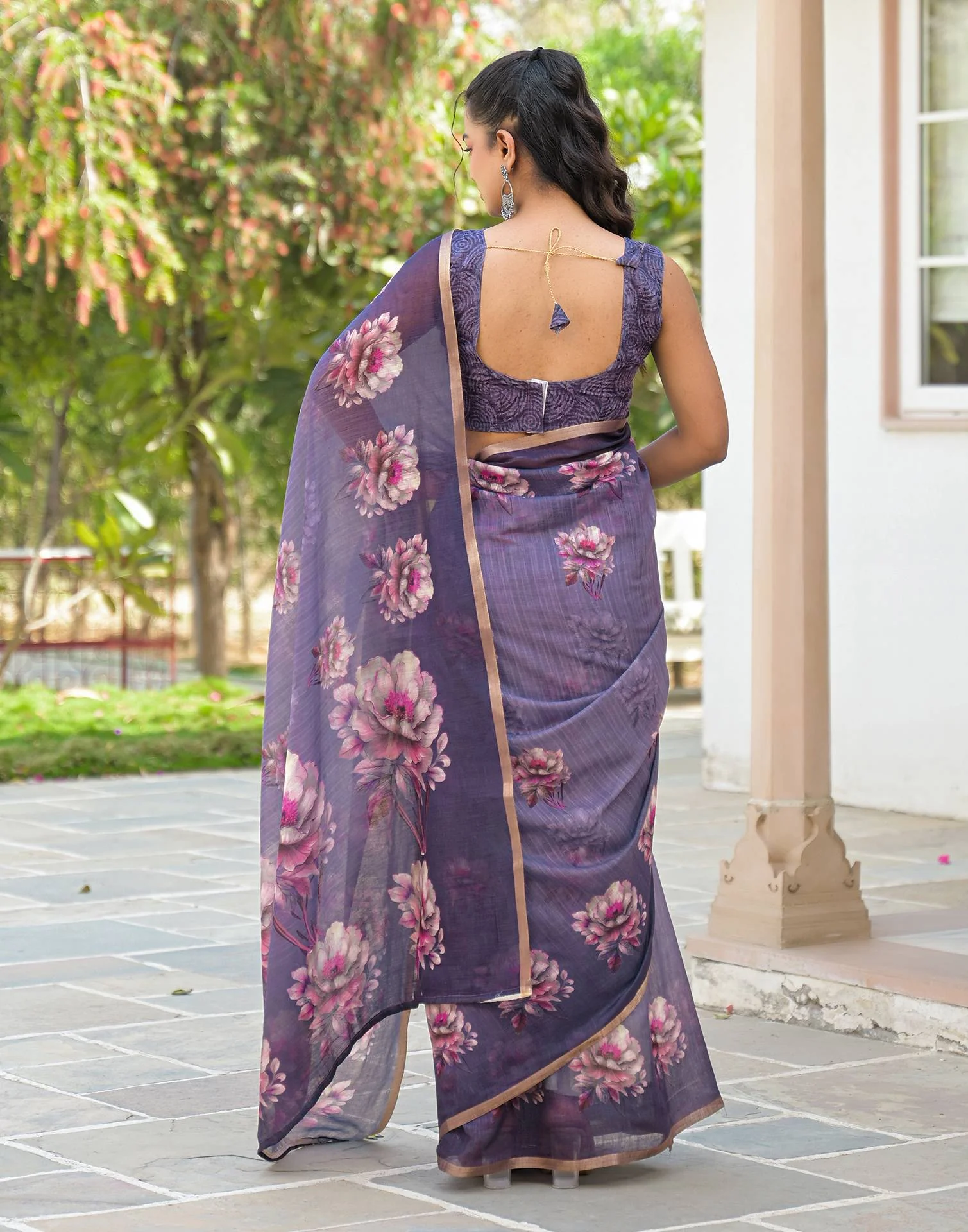 Dusty Purple Linen Floral Printed Saree - Image 6