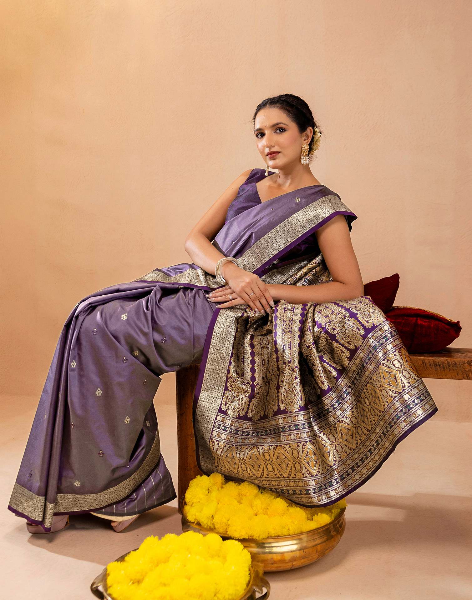 Dusty Purple Silk Woven Banarasi Saree - Image 10