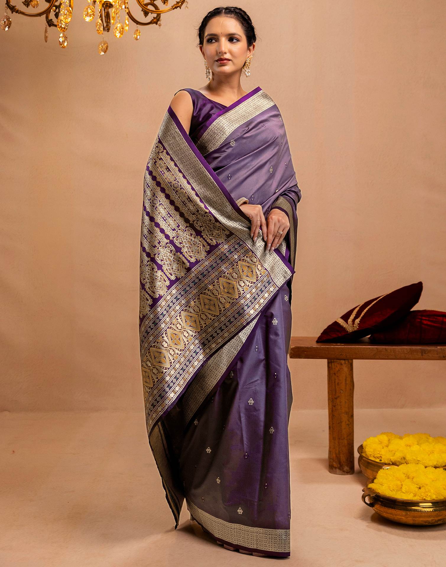 Dusty Purple Silk Woven Banarasi Saree - Image 6