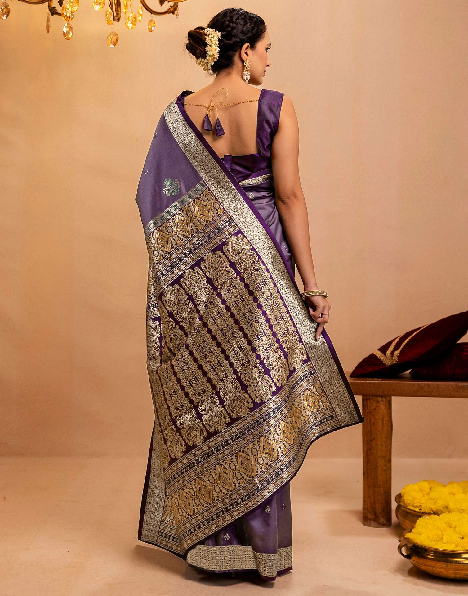 Dusty Purple Silk Woven Banarasi Saree - Image 7