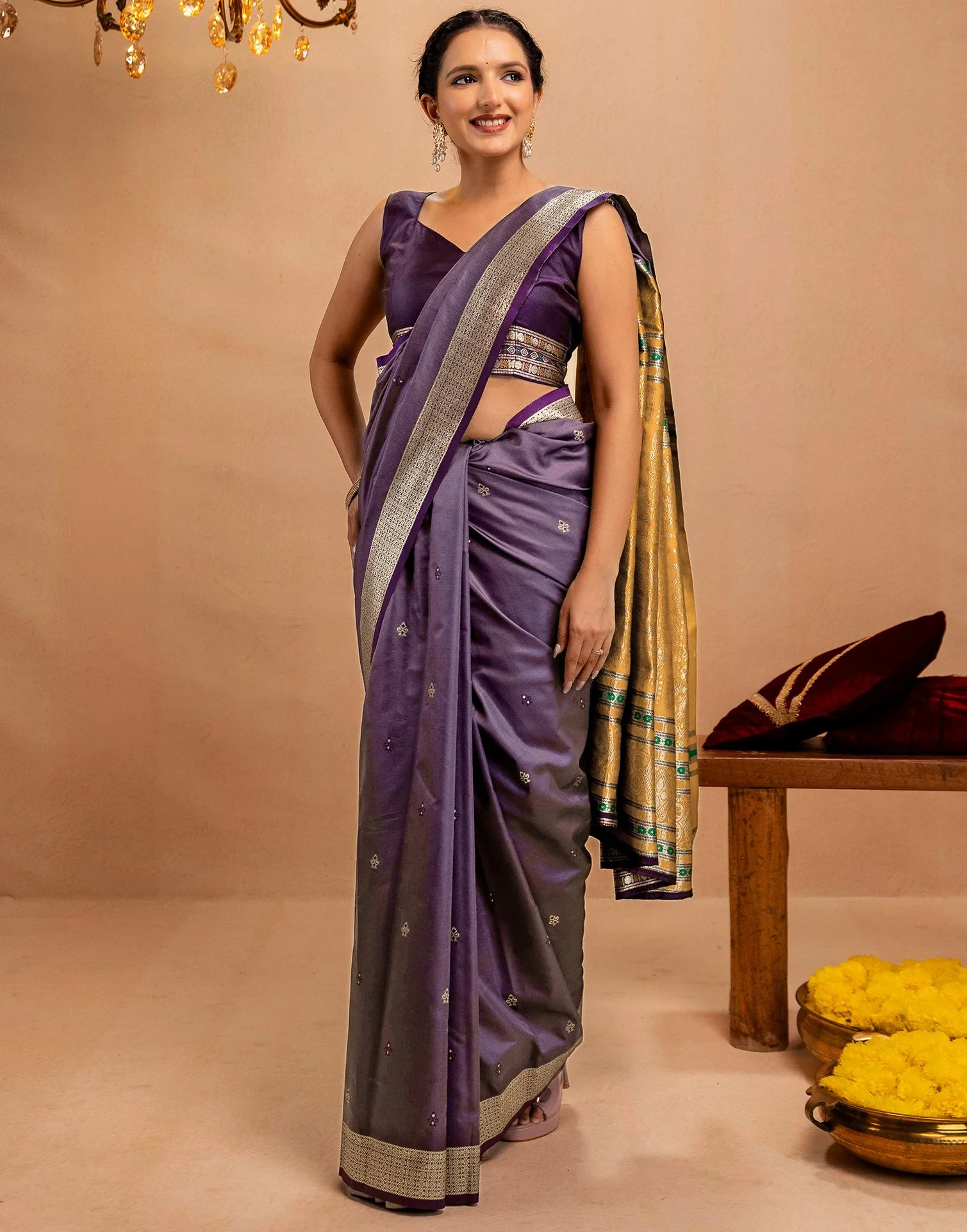 Dusty Purple Silk Woven Banarasi Saree - Image 8
