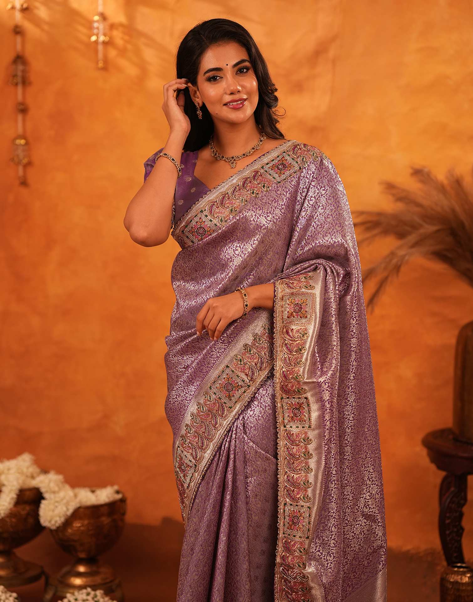 Dusty Purple Silk Woven Embroidery Stone Work Banarasi Saree - Image 10