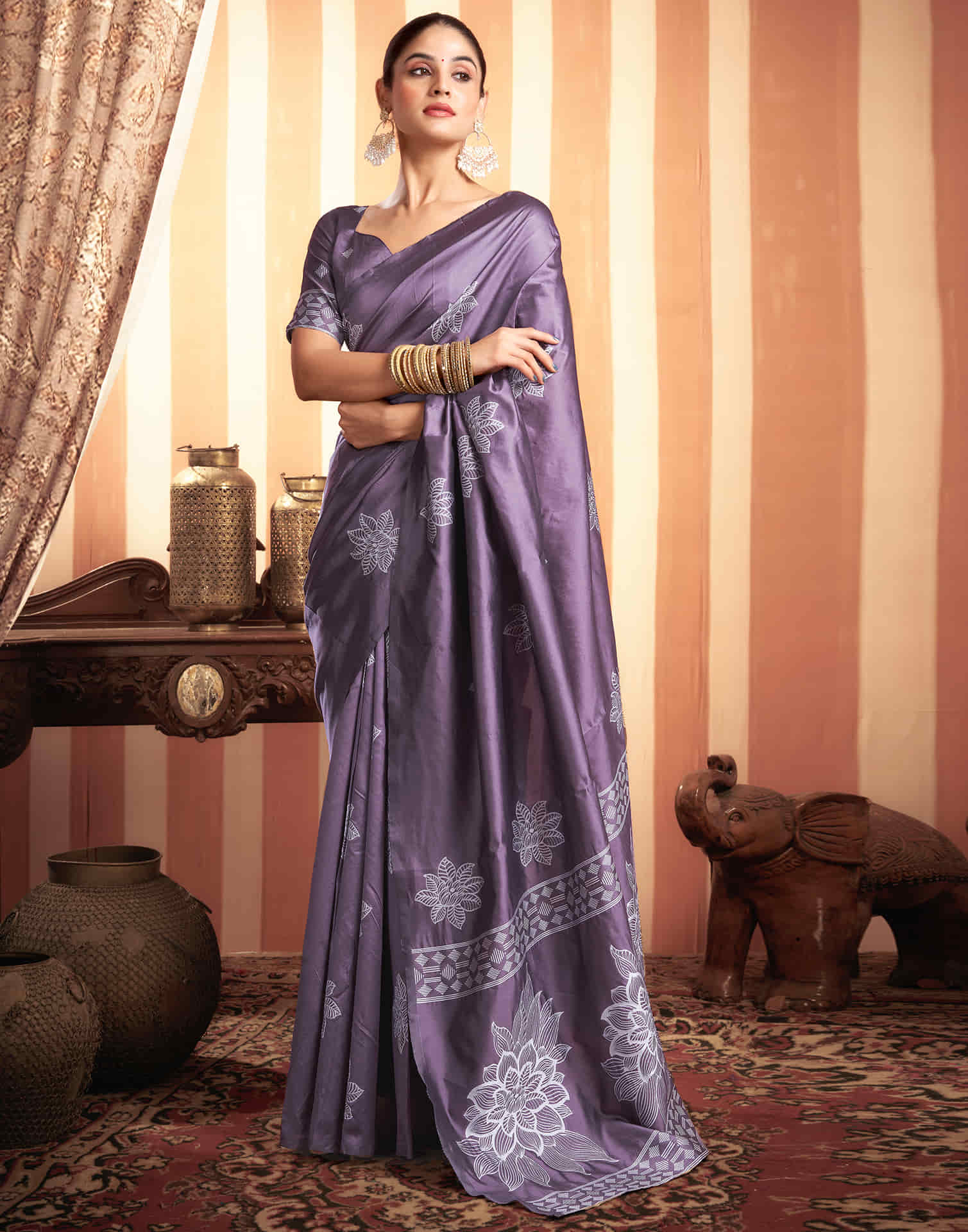 Dusty Purple Woven Banarasi Silk Saree - Image 4