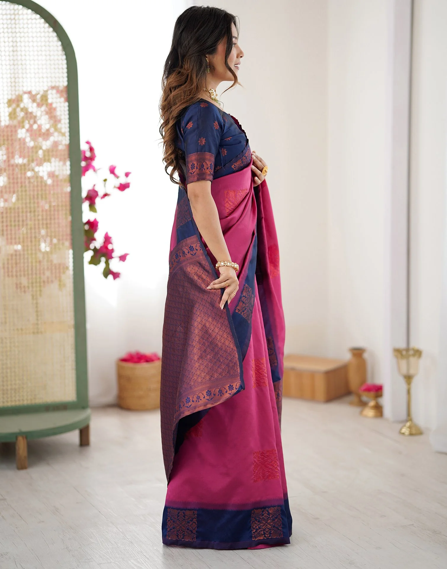 Dusty Rani Pink Silk Woven Saree - Image 8