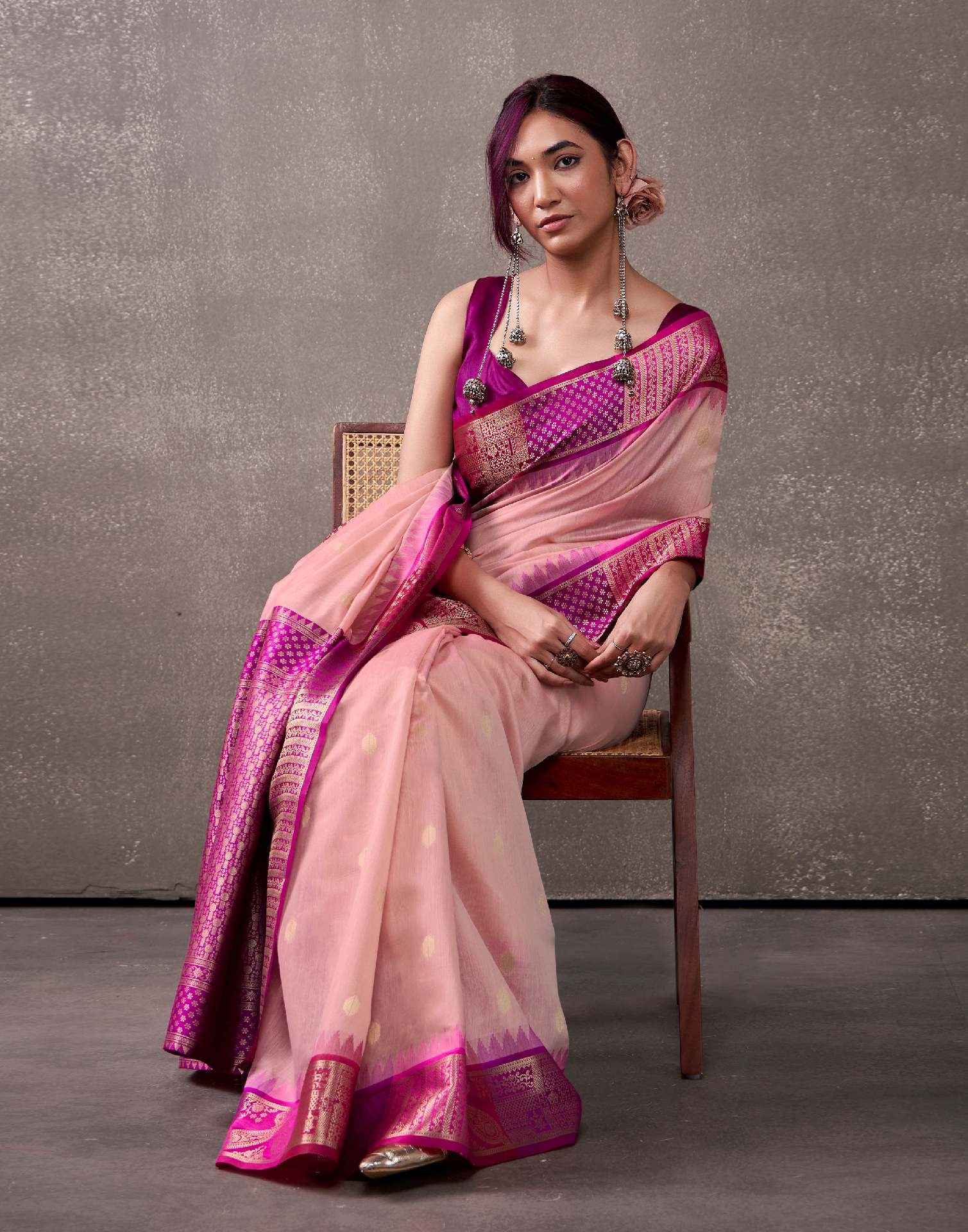 Dusty Rose Pink Cotton Woven Banarasi Saree - Image 5