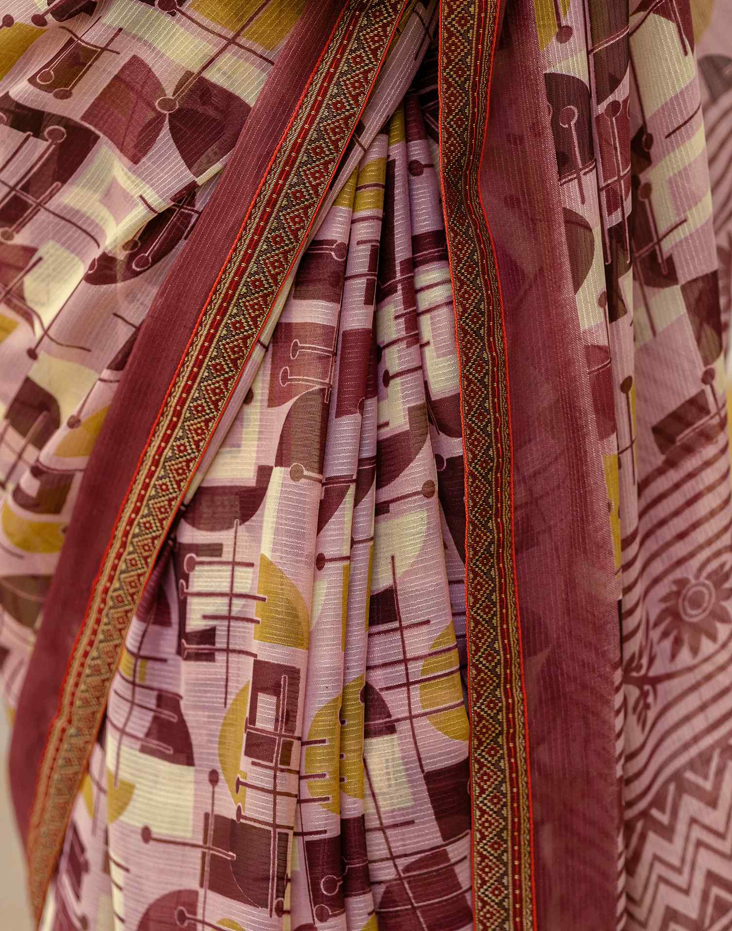 Dusty Rose Pink Georgette Printed Lace Saree - Image 11