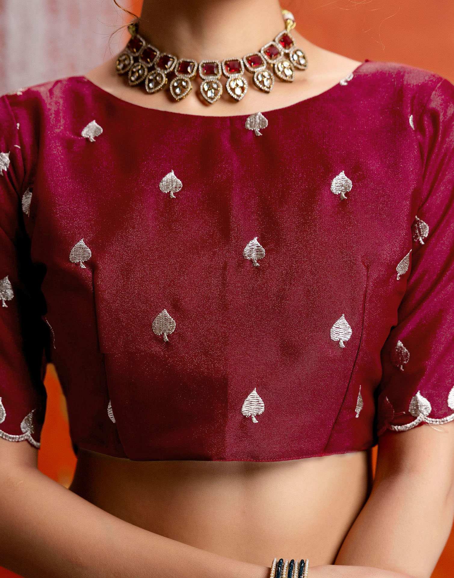 Dusty Rose Pink Shimmer Embroidery Saree - Image 11
