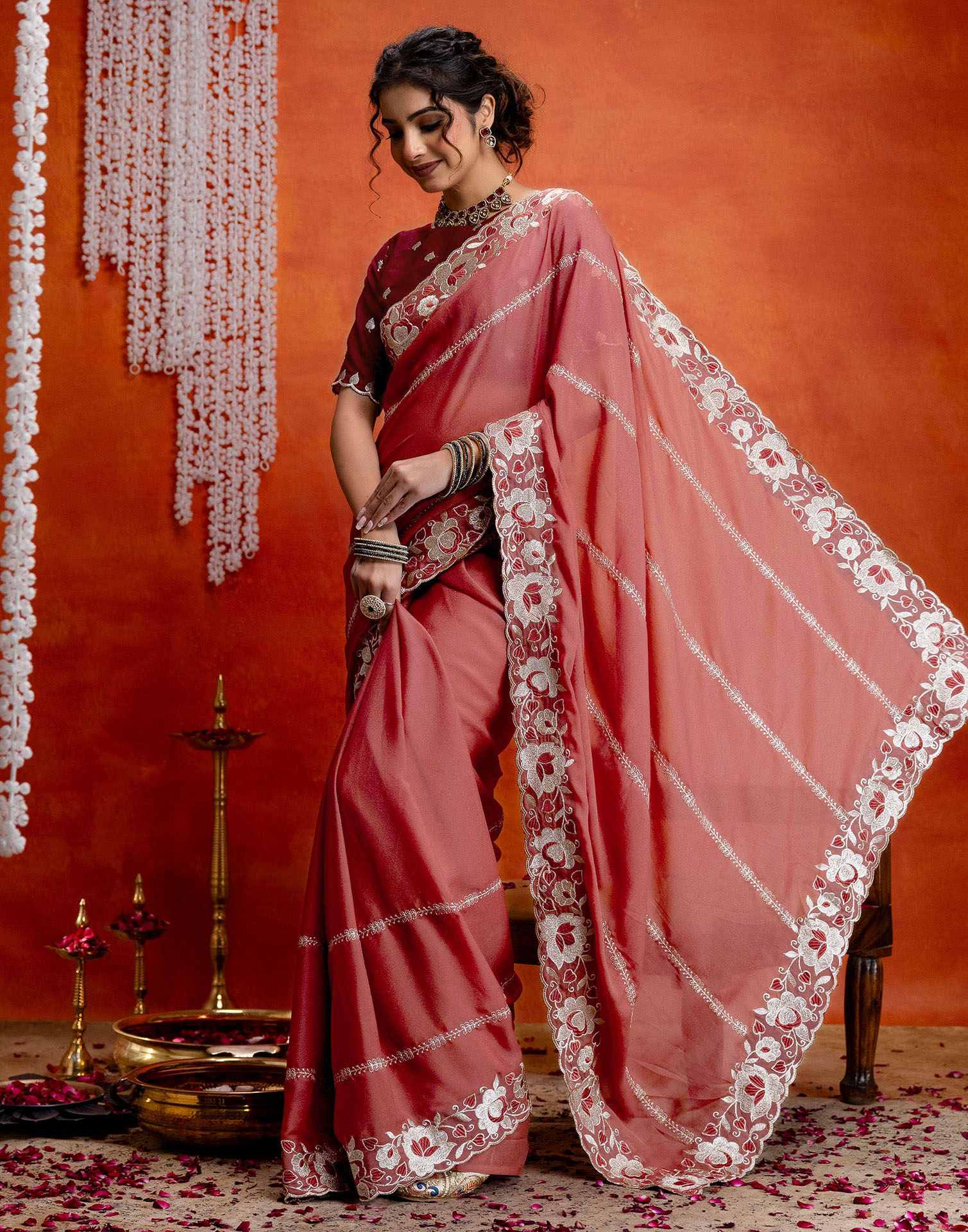 Dusty Rose Pink Shimmer Embroidery Saree - Image 5