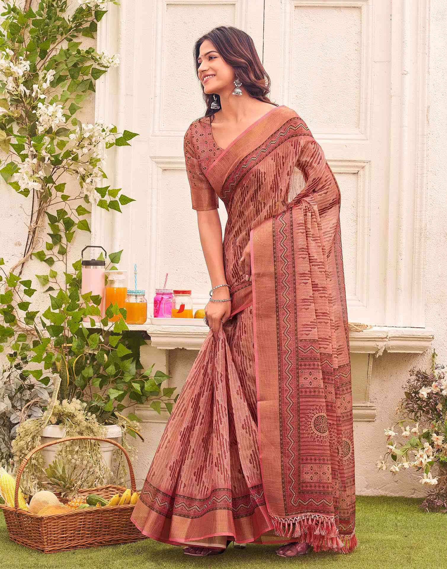 Dusty Rose Pink Shimmer Silk Printed Saree - Image 4