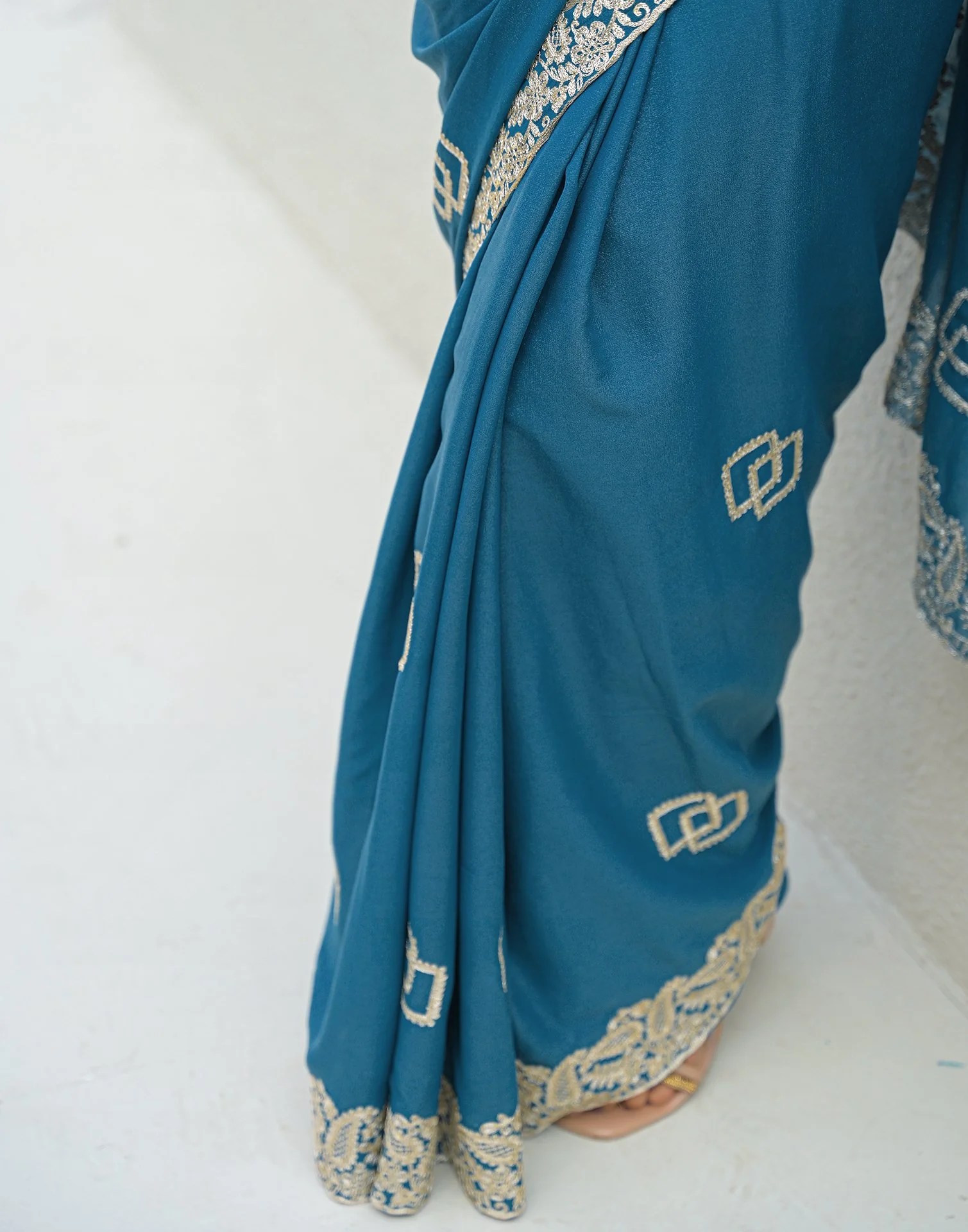 Dusty Teal Blue Shimmer Embroidery Saree - Image 7
